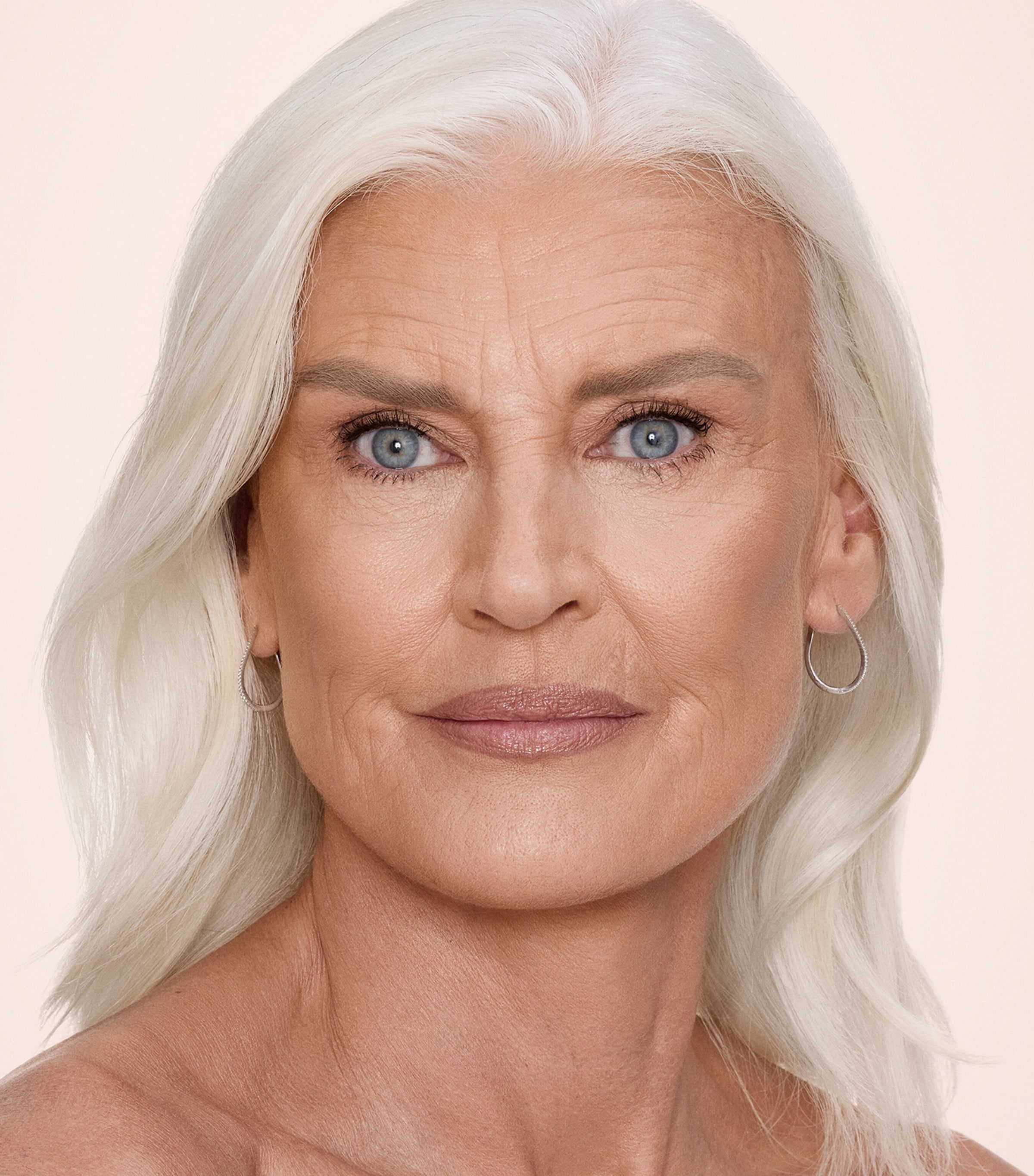 Airbrush Flawless Blur Concealer 6 MEDIUM Image 2