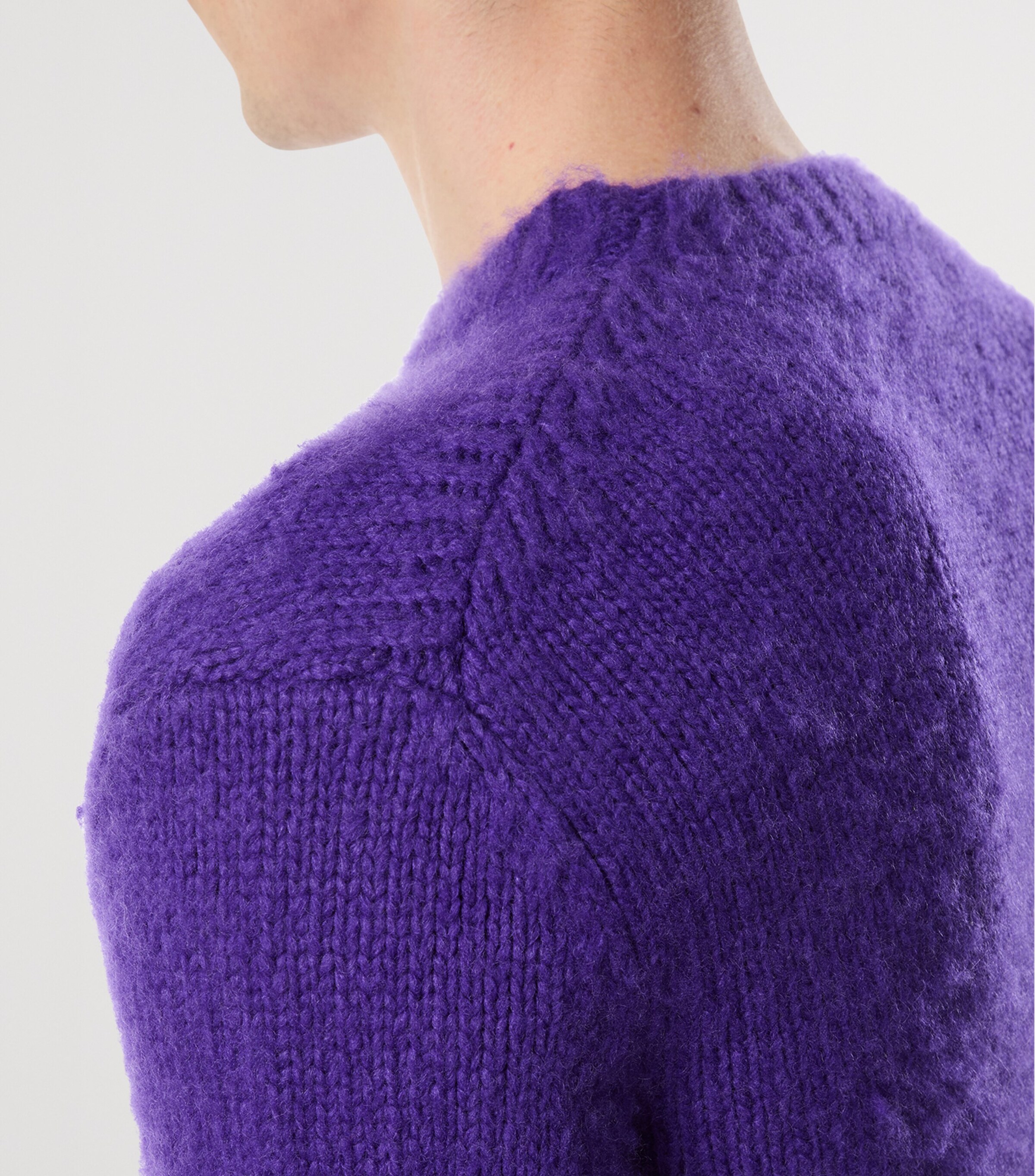 Cashmere Crew-Neck Sweater GV590 Image 2