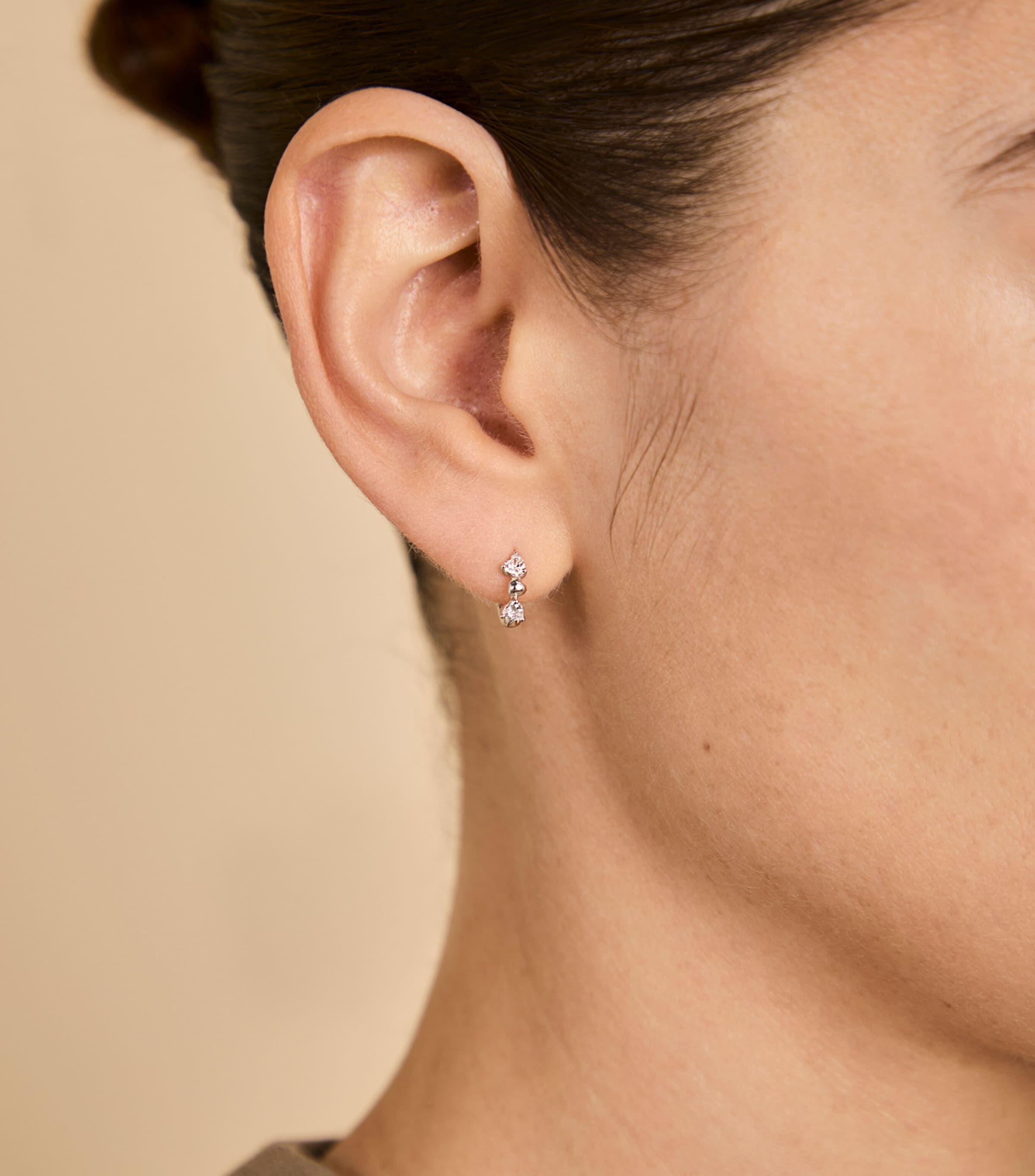 Rhodium-Plated Heart Cluster Single Hoop Earring SILVER Image 2