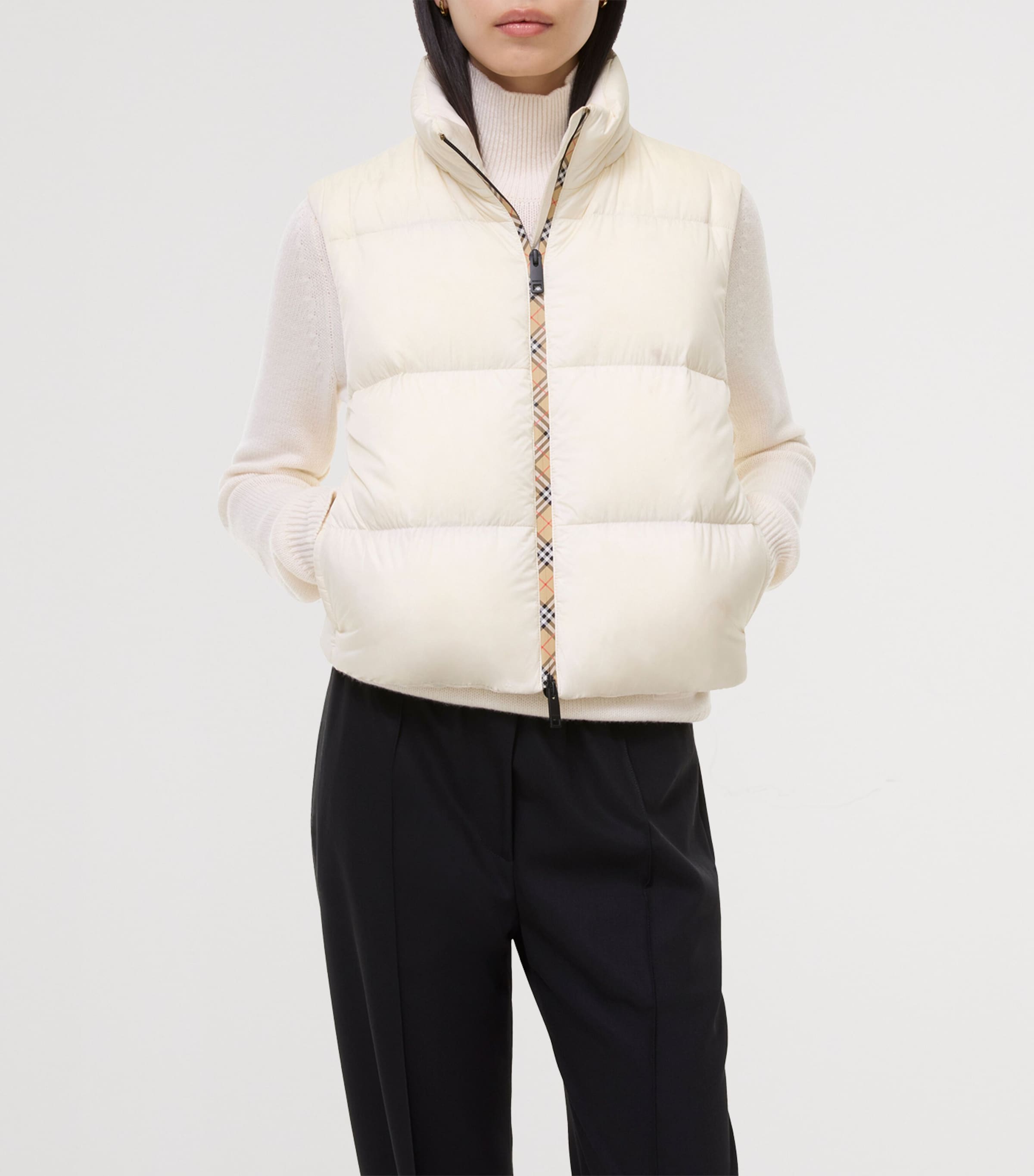 Burberry Womens Detachable-Sleeve Puffer Jacket Tundra White Image 2