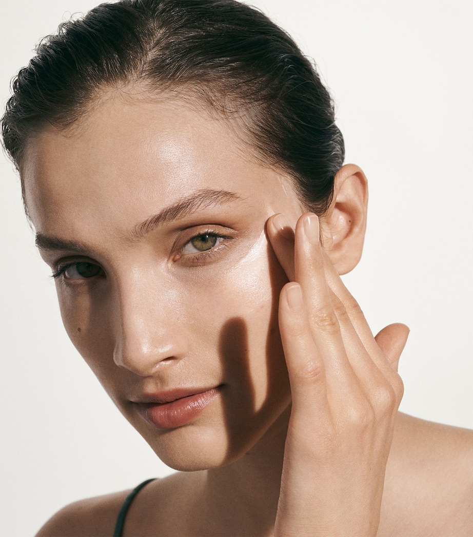 The Moisturizing Soft Cream (30ml) NO COLOUR Image 4