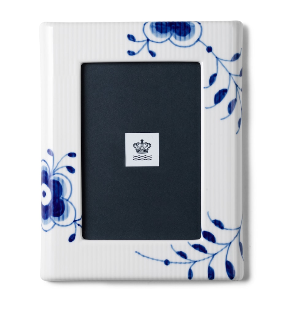 Blue Fluted Plain Mega Photo Frame (4" x 6") BLUE Image 1