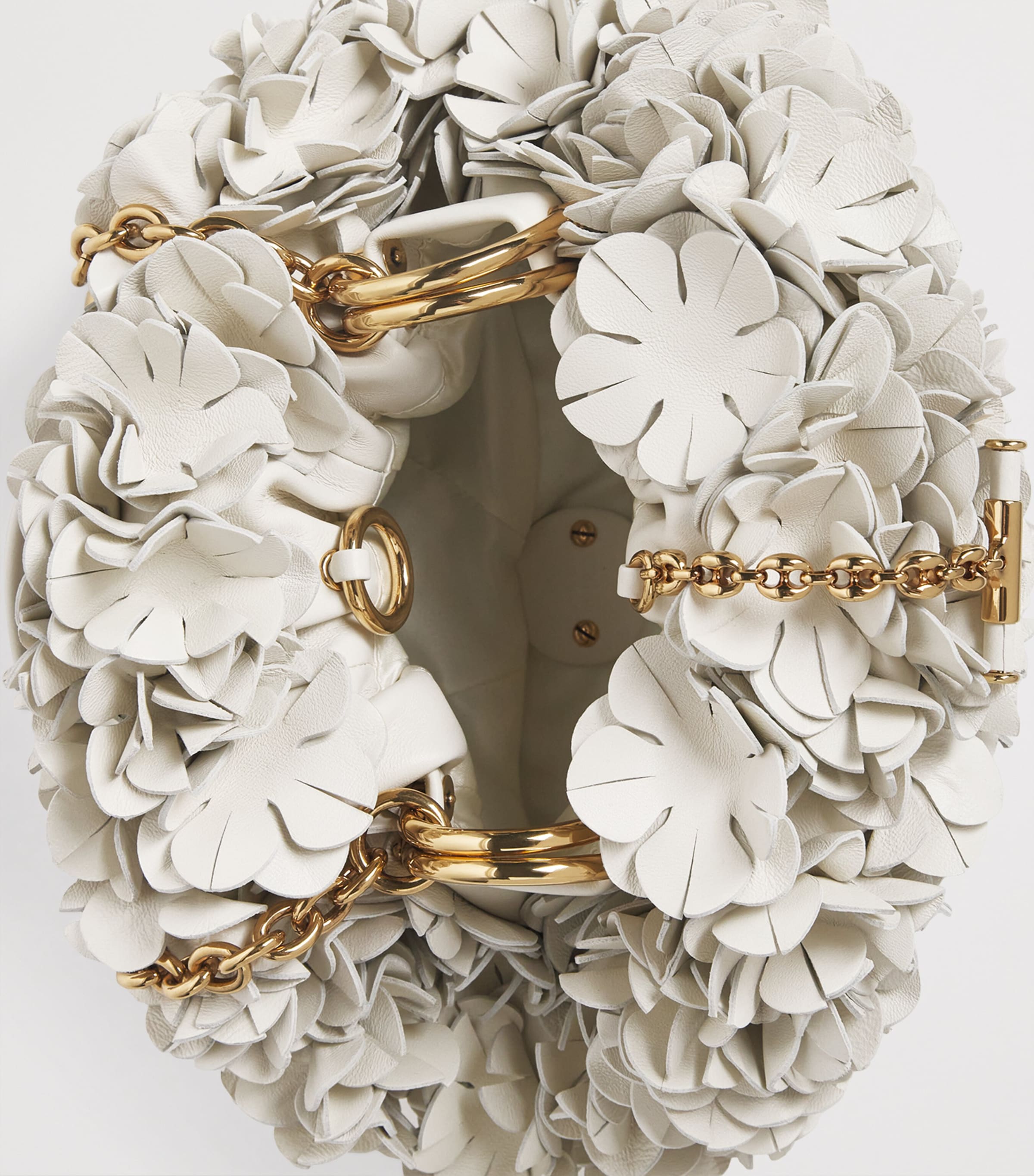 Chloé Lambskin Plissé Shoulder Bag White Image 3