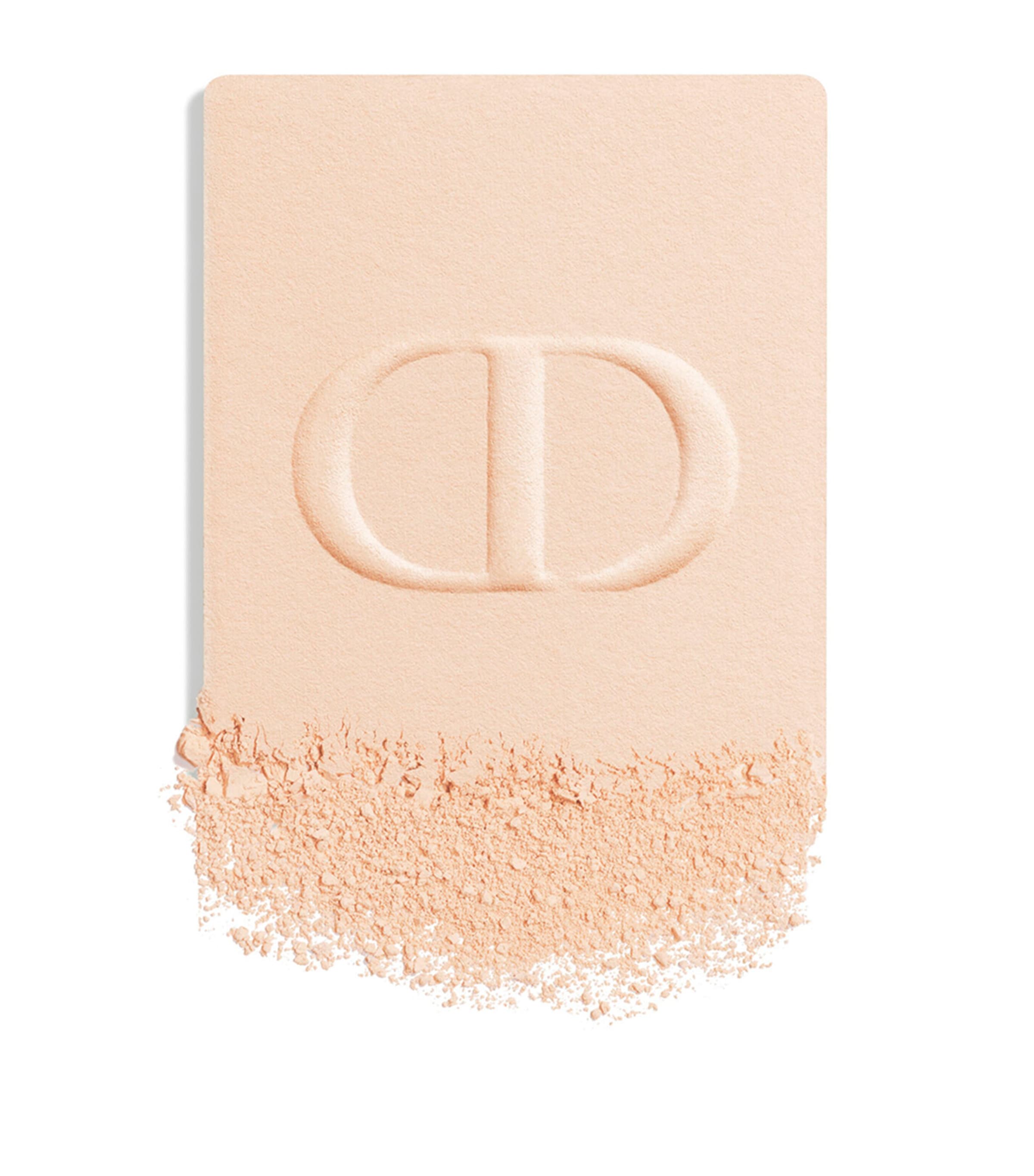 Forever Natural Velvet Compact Foundation 1CR Image 3