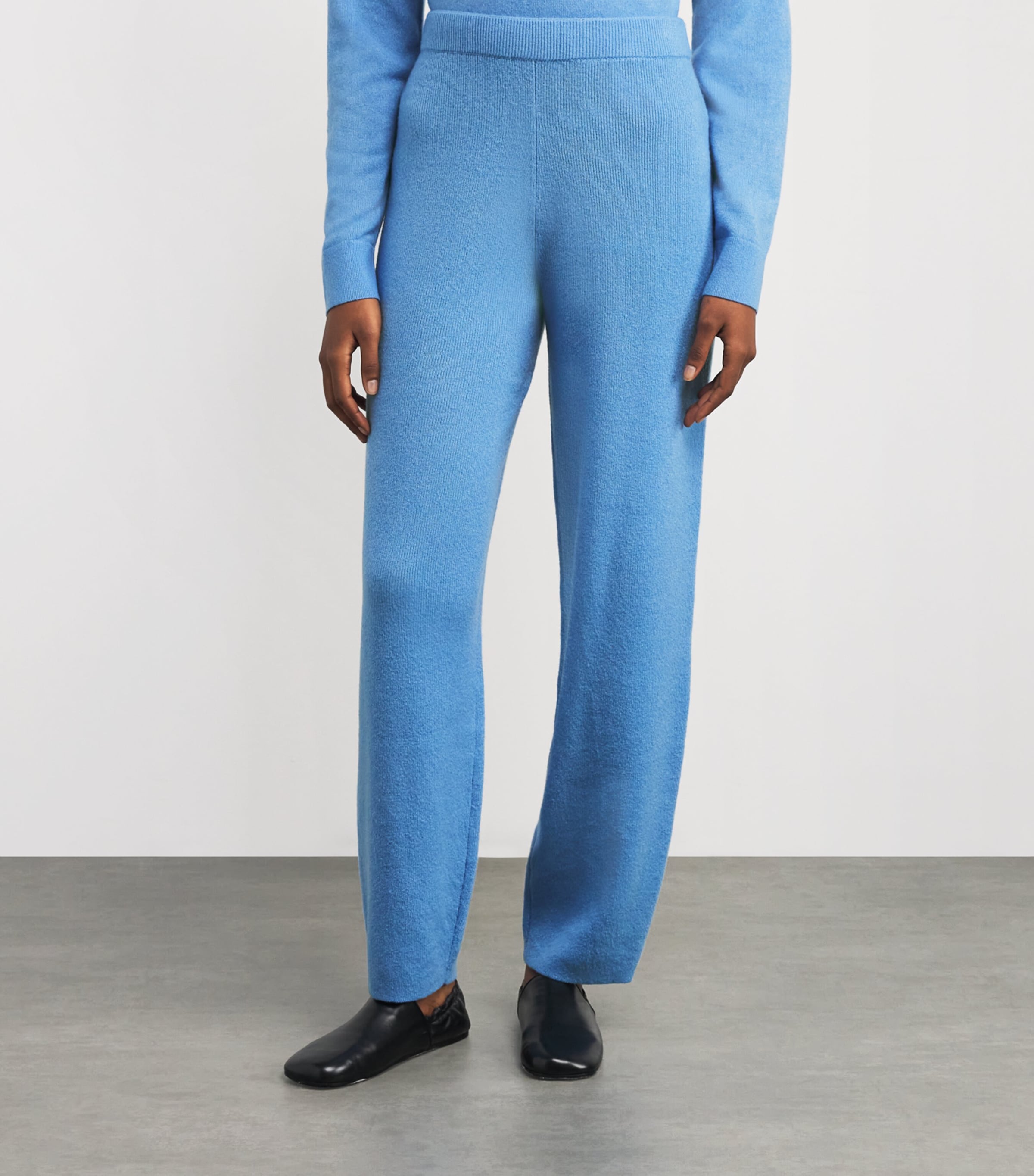 Iris Von Arnim Womens Cashmere-Silk Robertha Trousers Azur Image 3