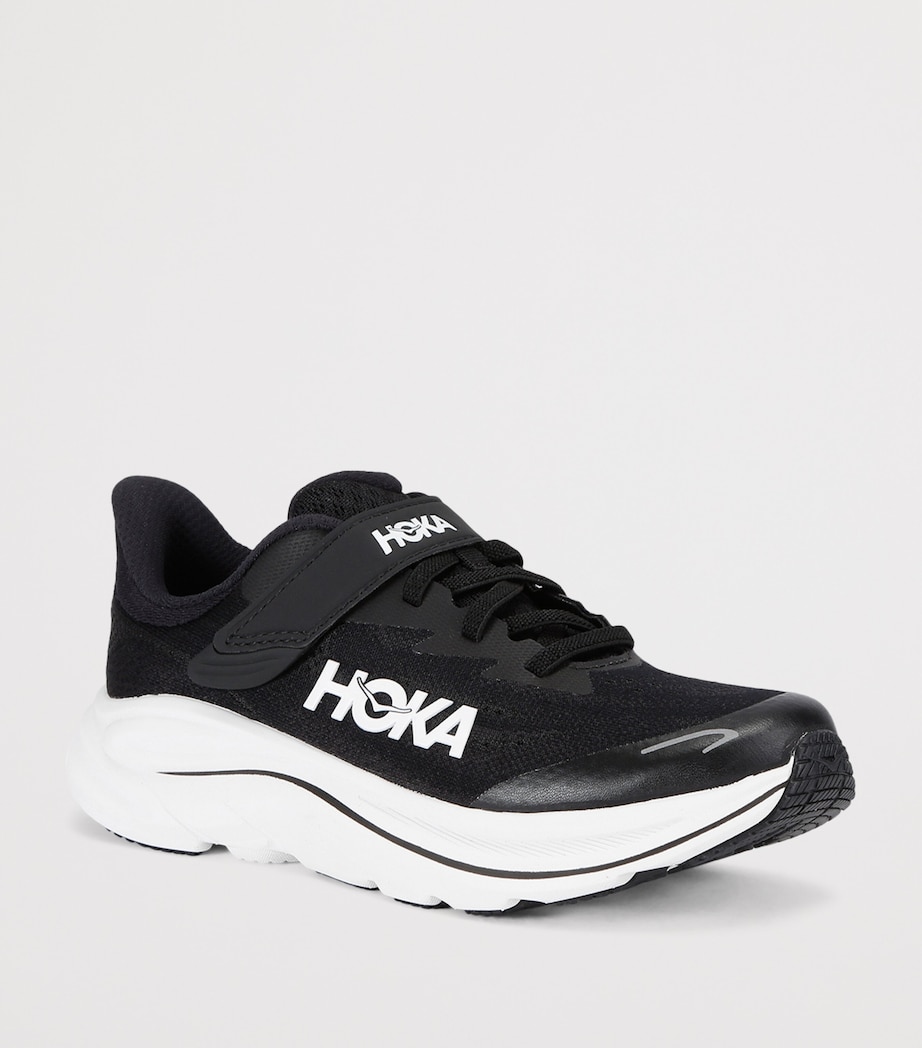 Clifton 10 Trainers BLK/WHITE Image 3