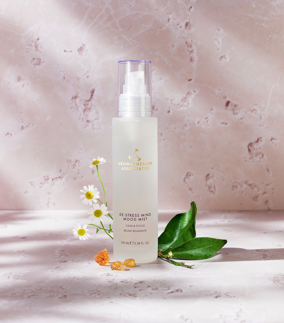 Aromatherapy Associates De-Stress Mind Mood Mist (100ml) Image 3