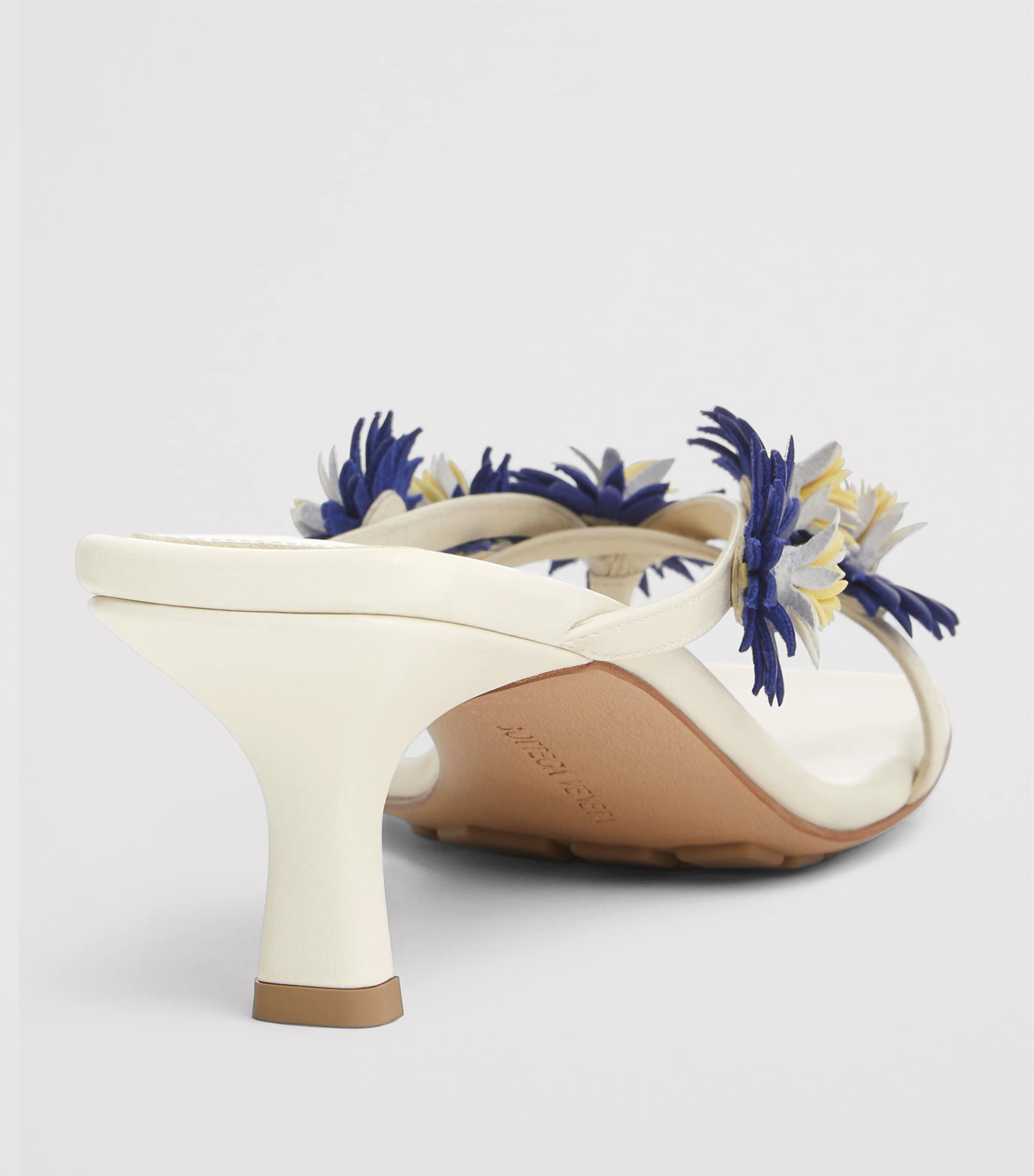 Bottega Veneta Lambskin Embellished Thong Sandals 50 Image 4