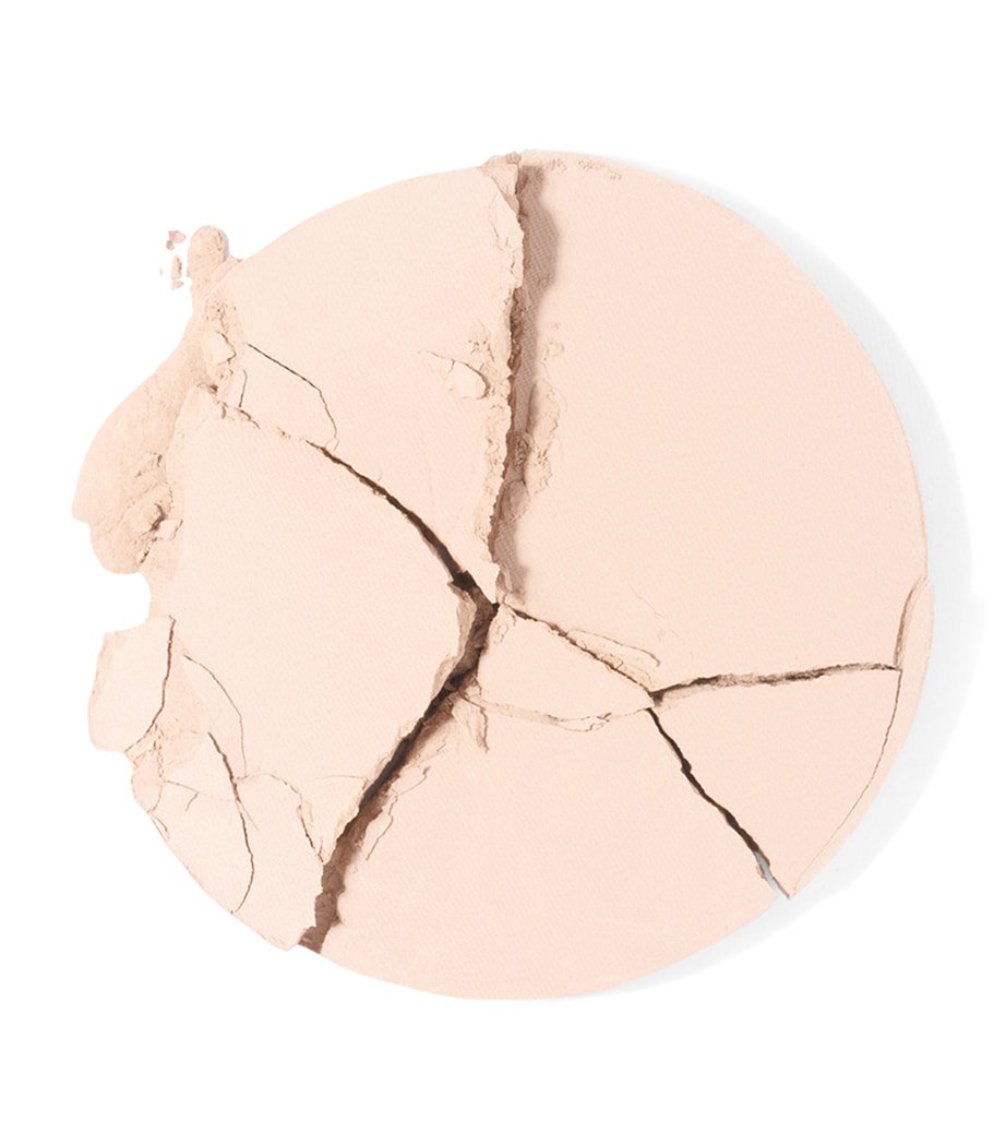 Chantecaille HD Perfecting Powder Universal Image 2