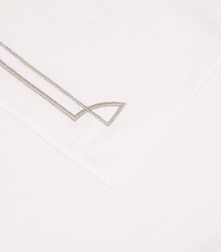 Frette Cotton Layering Embroidery Guest Towel (40cm x 60cm) Milk/savage B Image 5