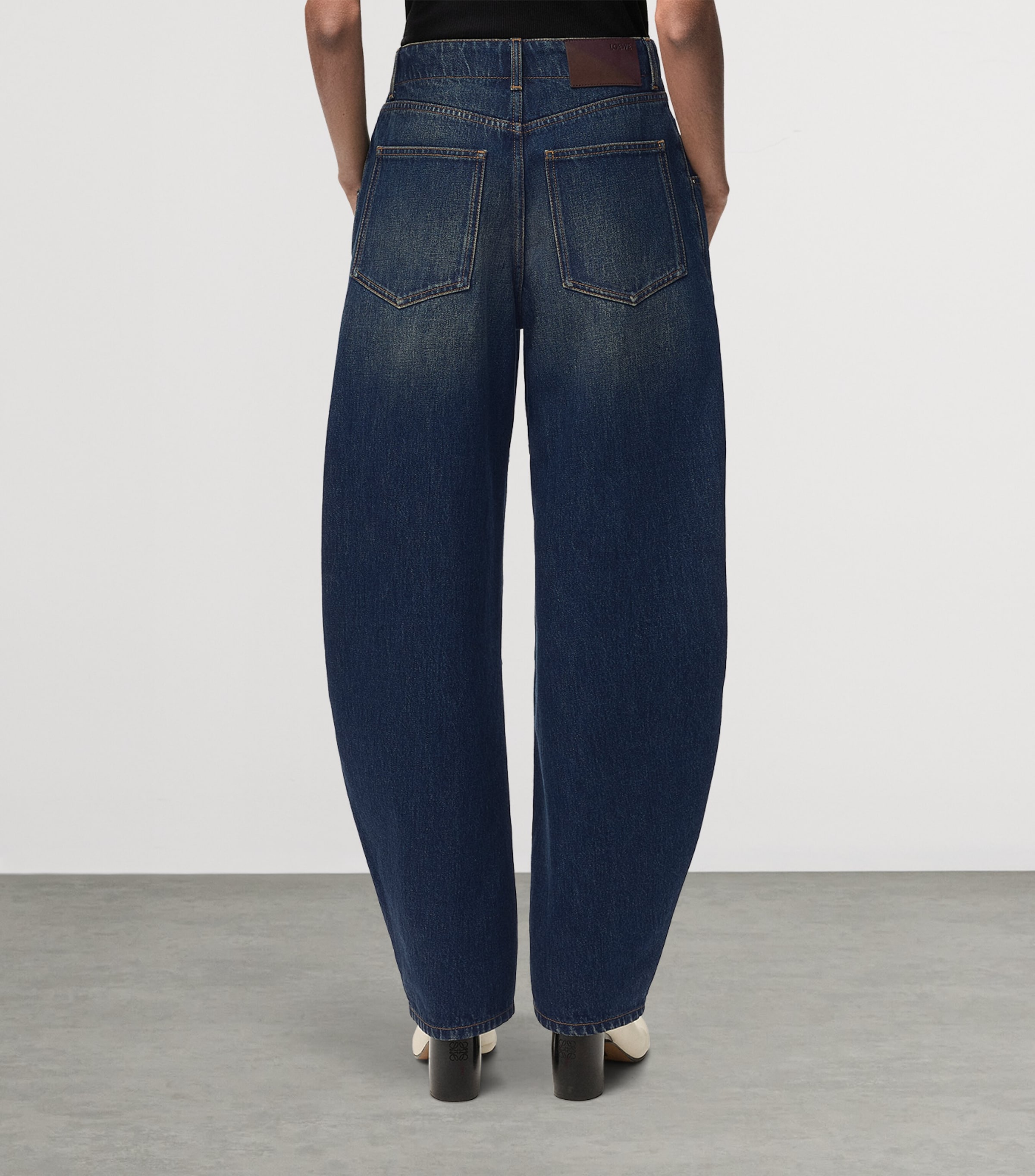 LOEWE Womens Mid-Rise Barrel-Leg Jeans Dark Blue Image 4