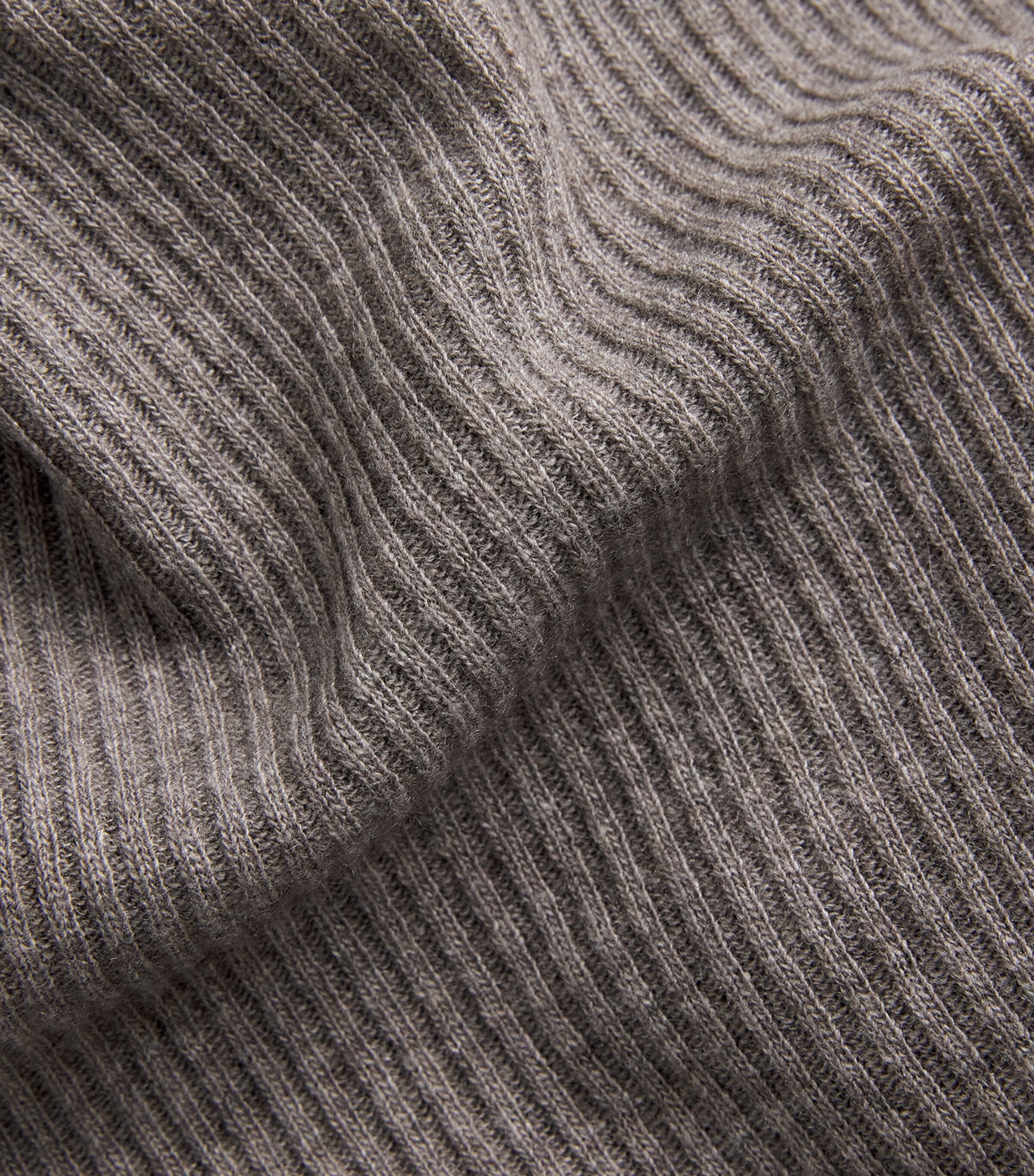 Fabiana Filippi チュール刺繍 ウールシルクカシミヤ混 グレー Fabiana Filippi Brown Virgin Wool-Silk-Cashmere Rollneck Sweater