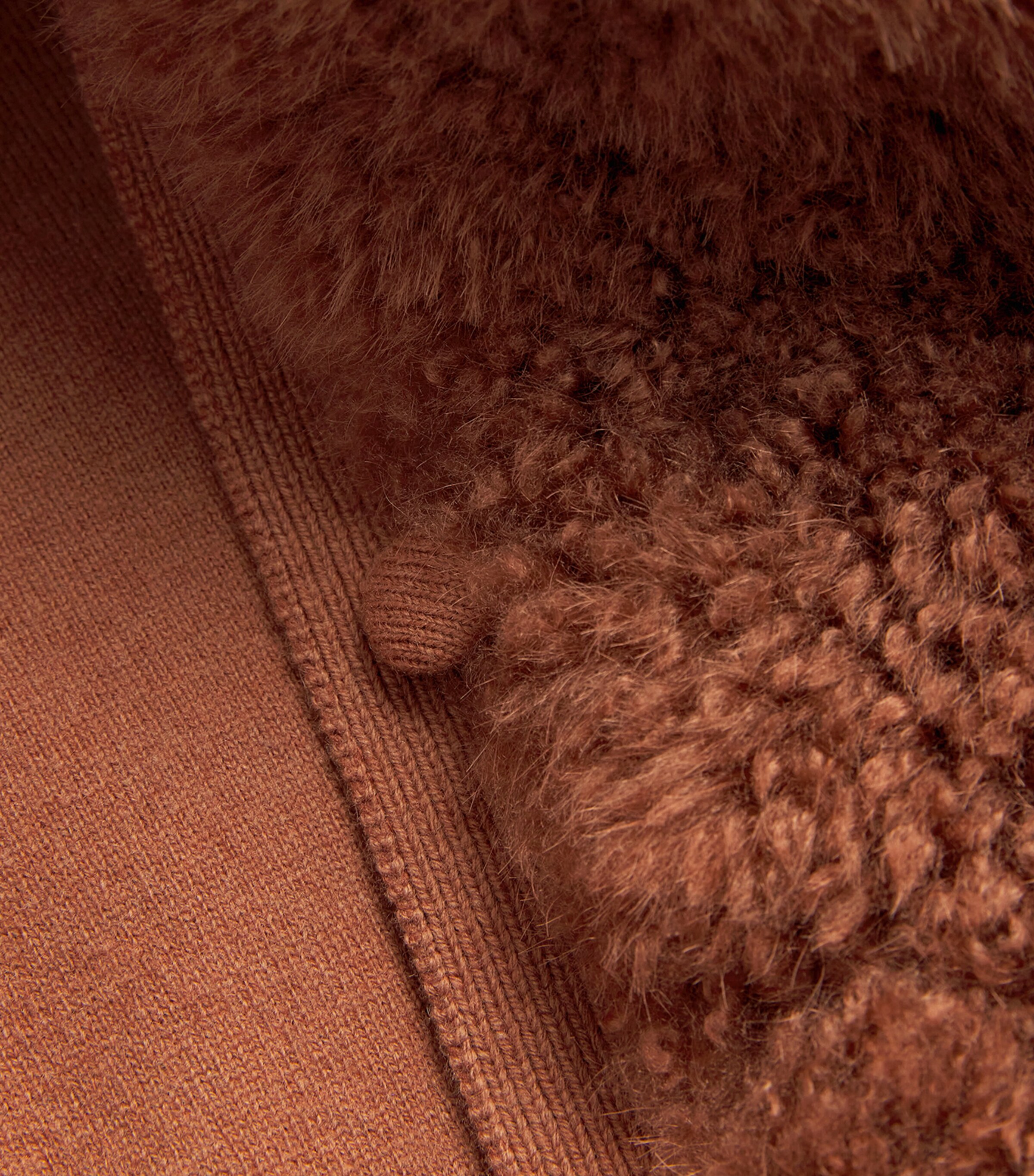 Yves Salomon Womens Cashmere Shearling-Knitted Gilet Image 6