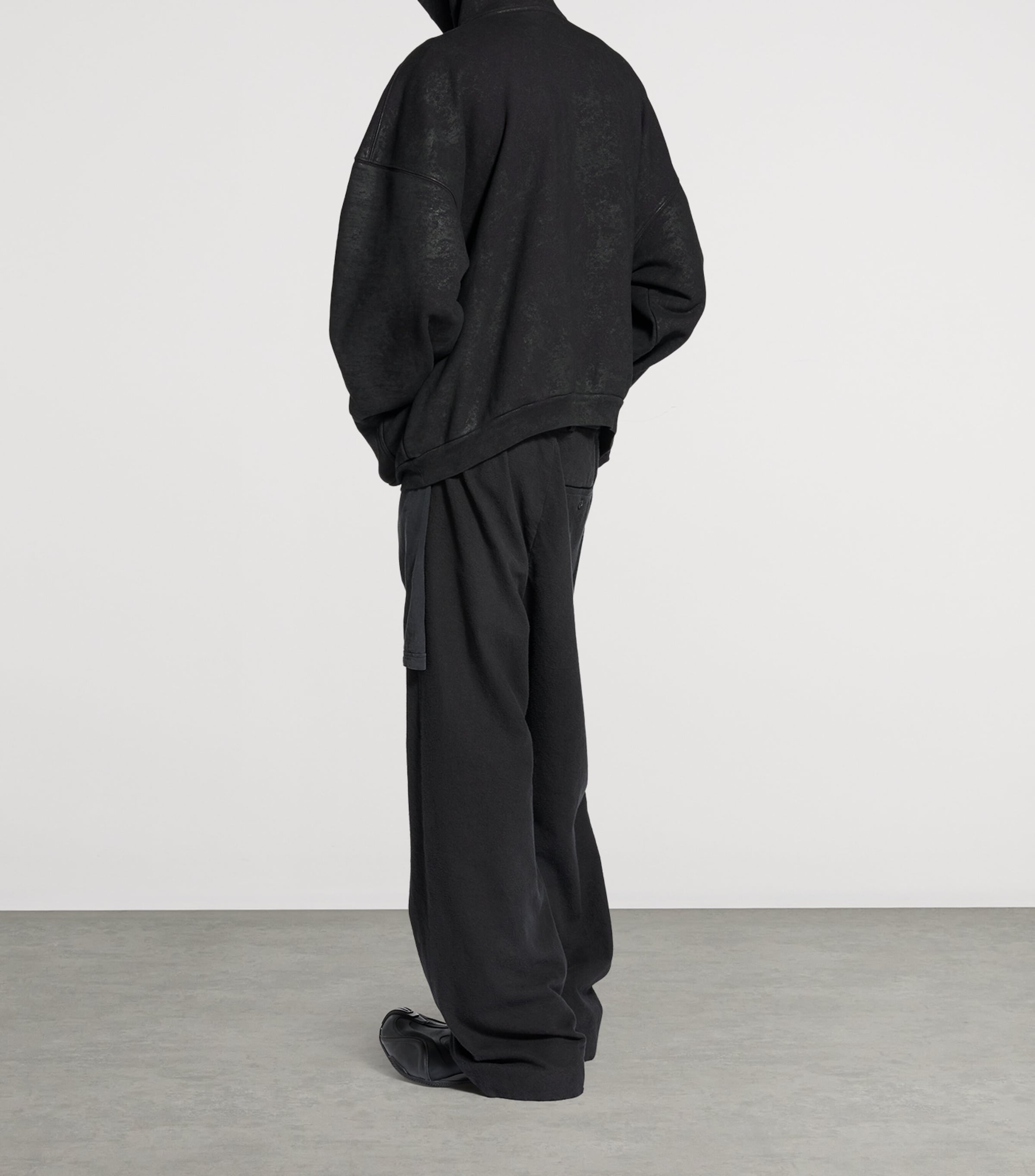 【BALENCIAGA】City Of Angels アウタージップアップ Hoodie City Of Angels Outerwear Zip-up Hoodie in Black Faded
