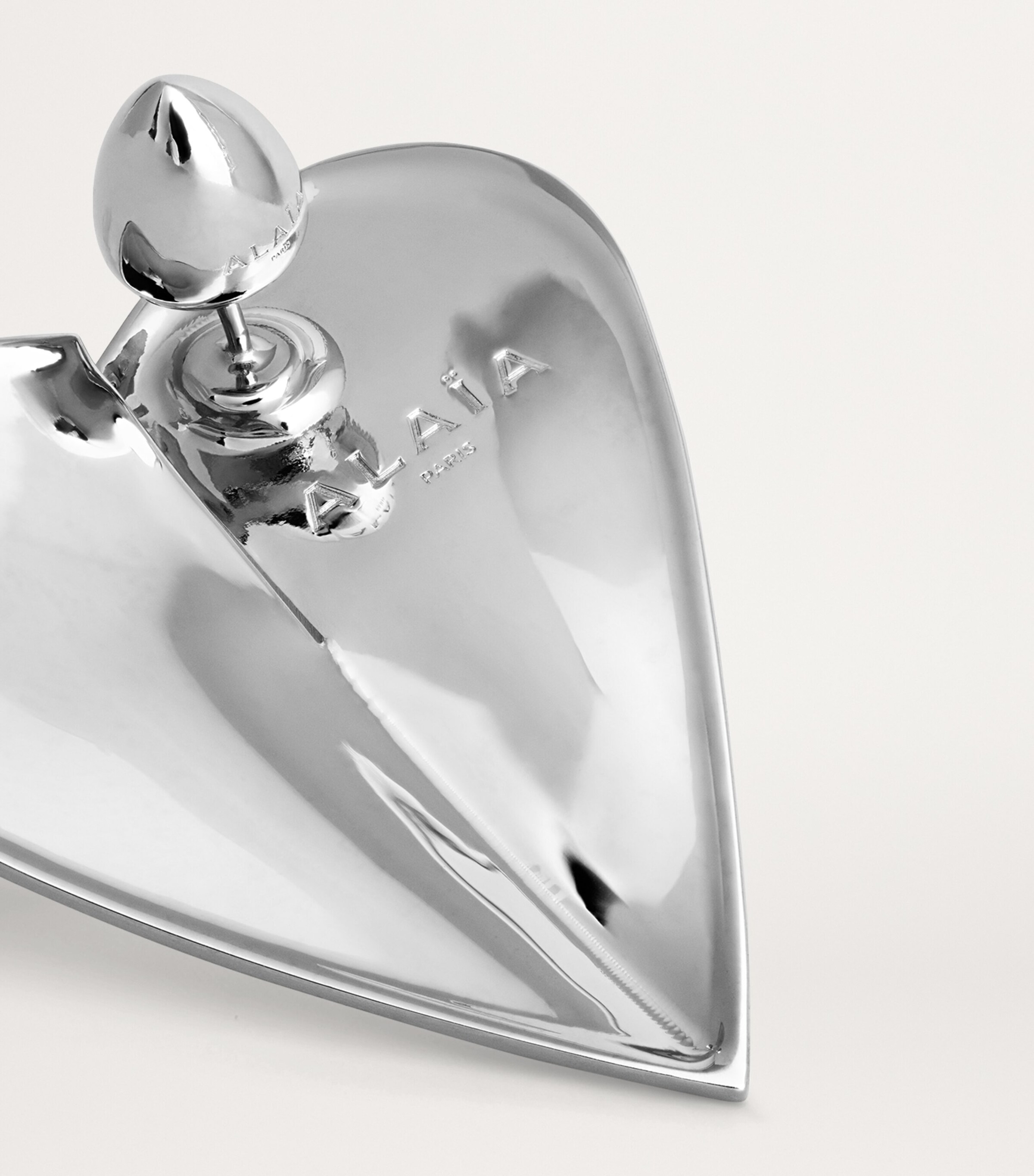 Alaïa Le Coeur Stud Earrings | Harrods UK