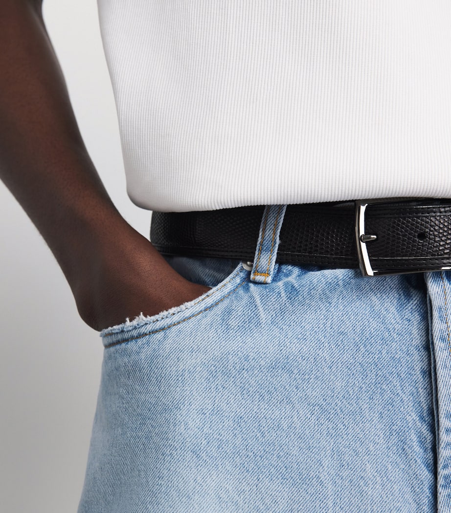 Studio Nicholson Mens Marylebone Wide-Leg Denim Shorts Bleached Wash Image 3