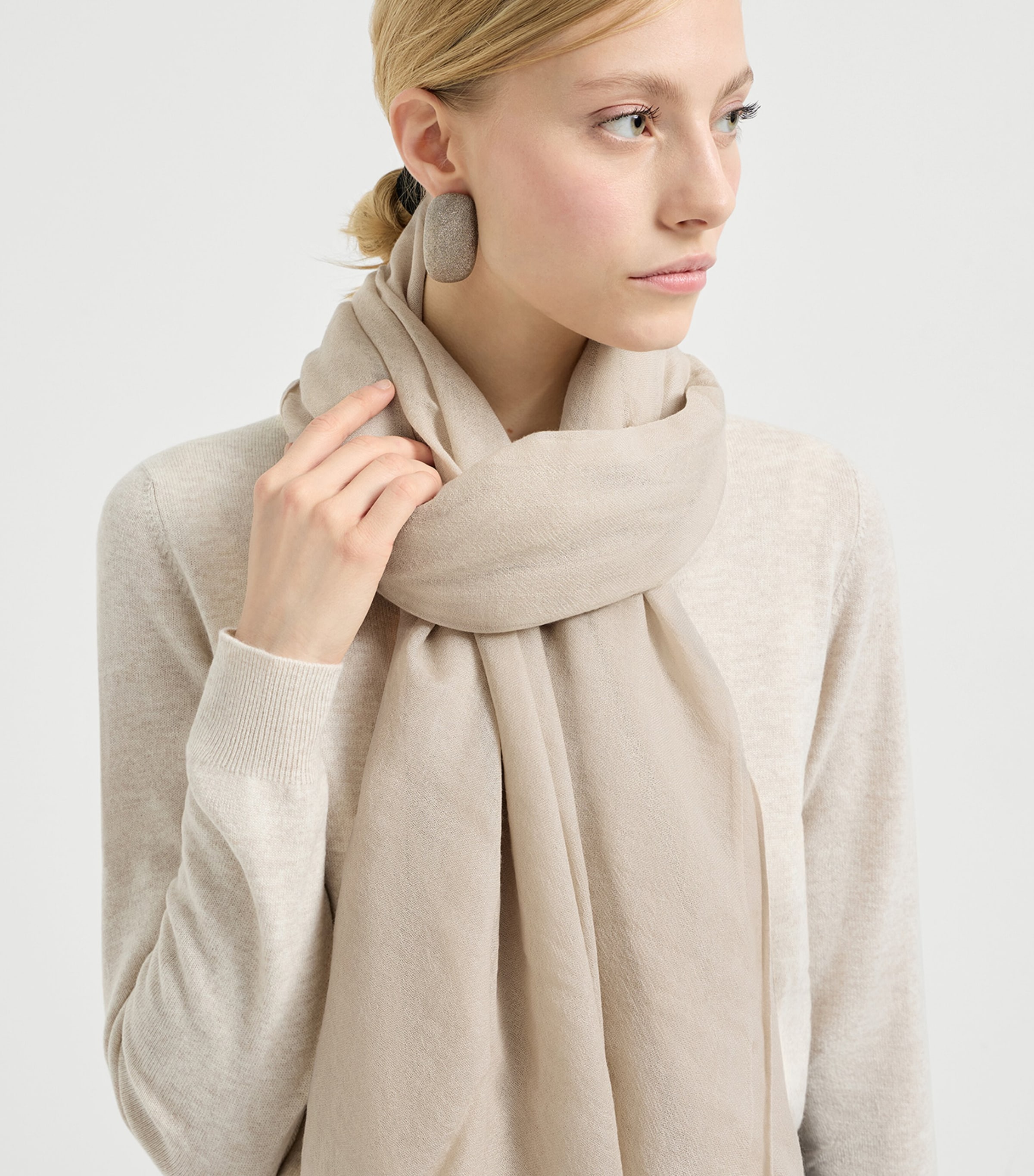 Brunello Cucinelli Cashmere-Silk Fringed Scarf Image 3