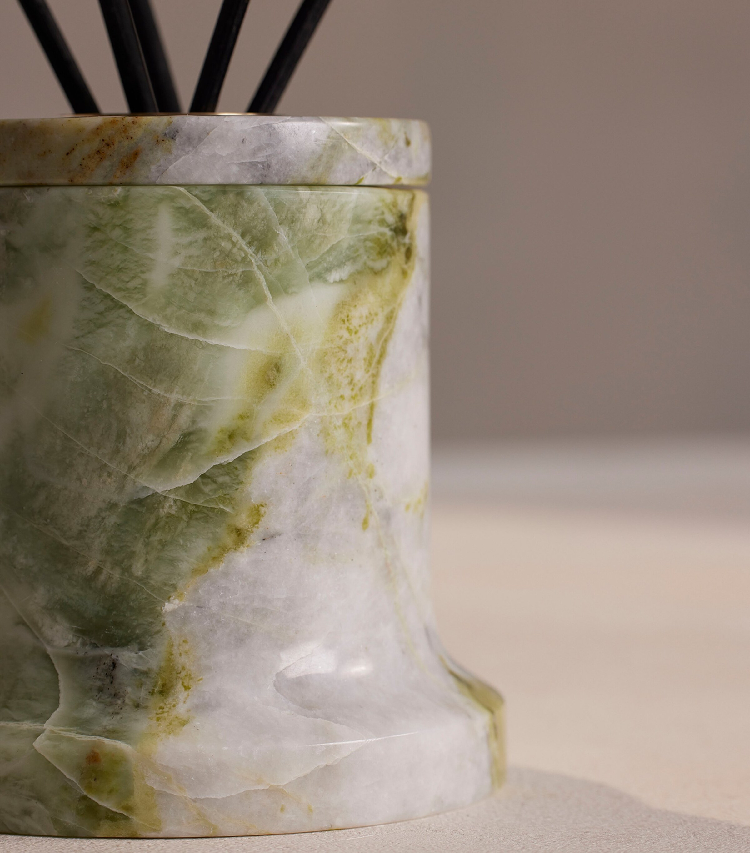 Soho Home Marble Vessel and Sicilian Thyme Diffuser (150ml) Image 5
