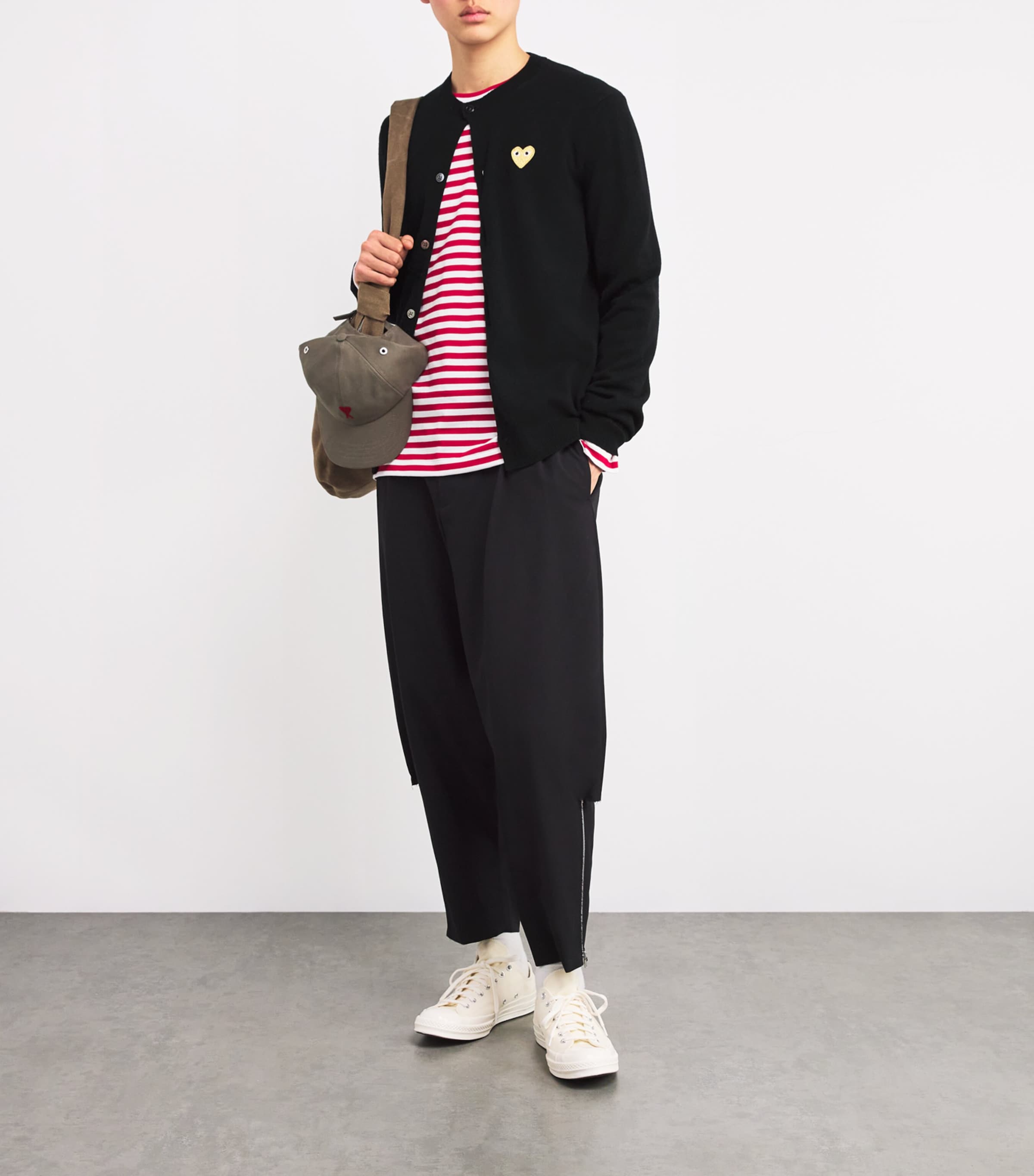 Wool Heart Cardigan BLACK Image 2