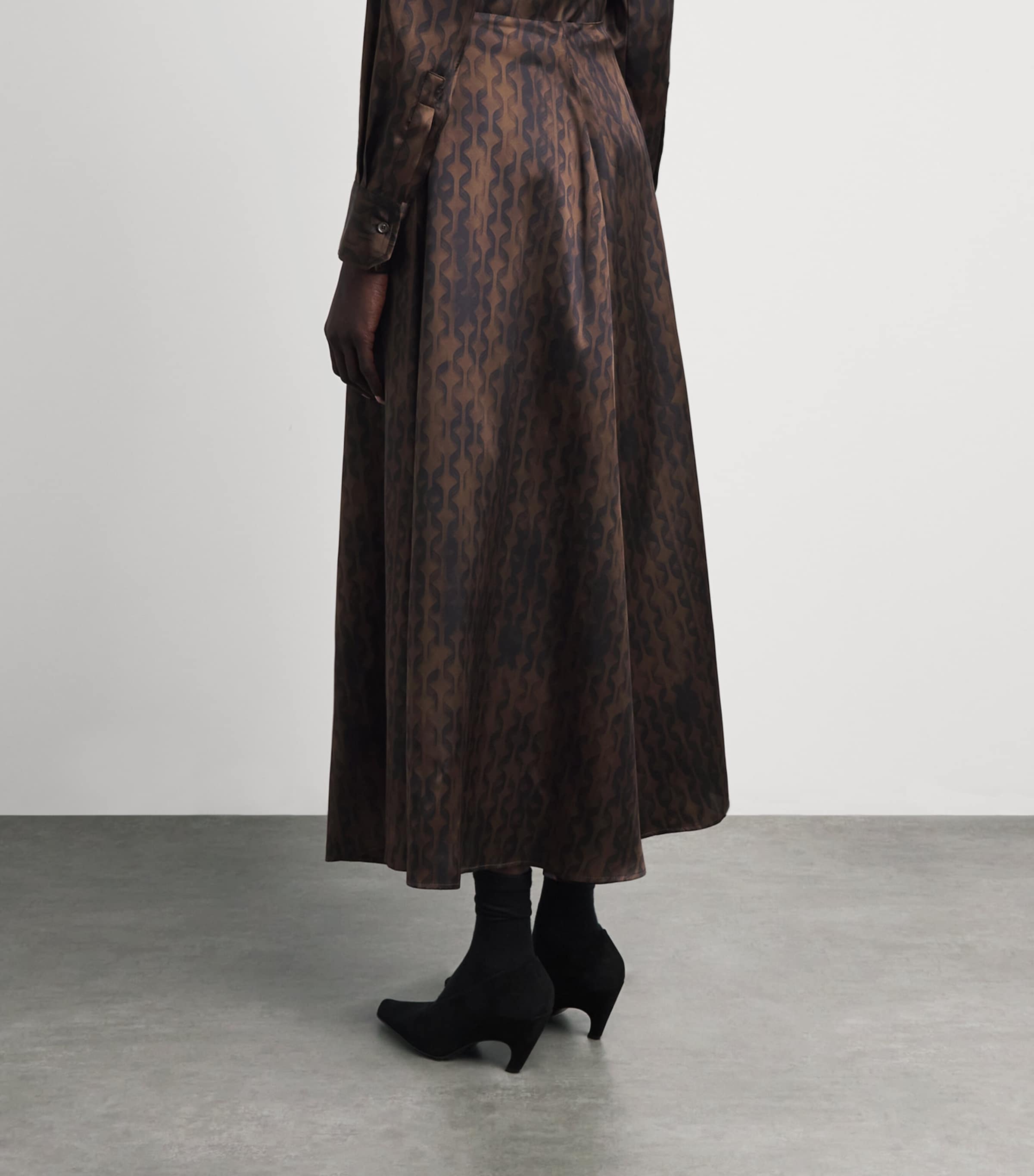 Kiton Womens Silk Geometric Midi Skirt Brown & Black Print Image 5
