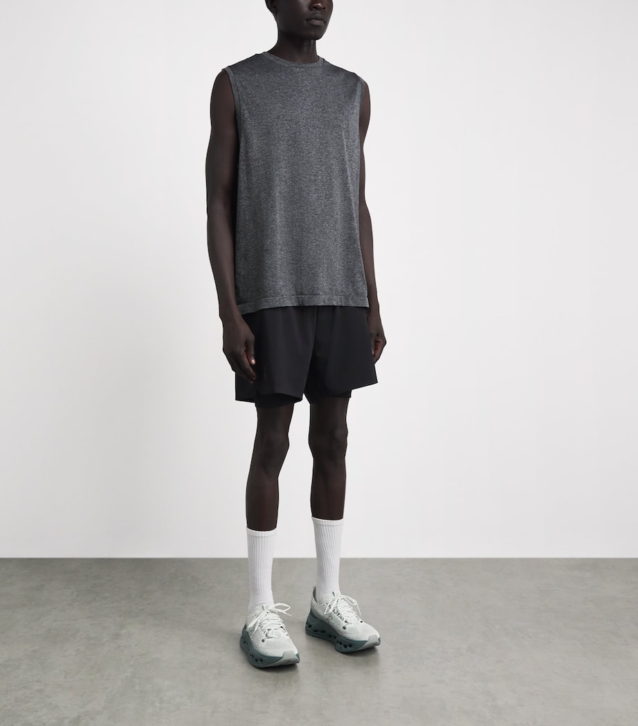 On Mens Train Flex Sleeveless Top Ember Heather Image 2