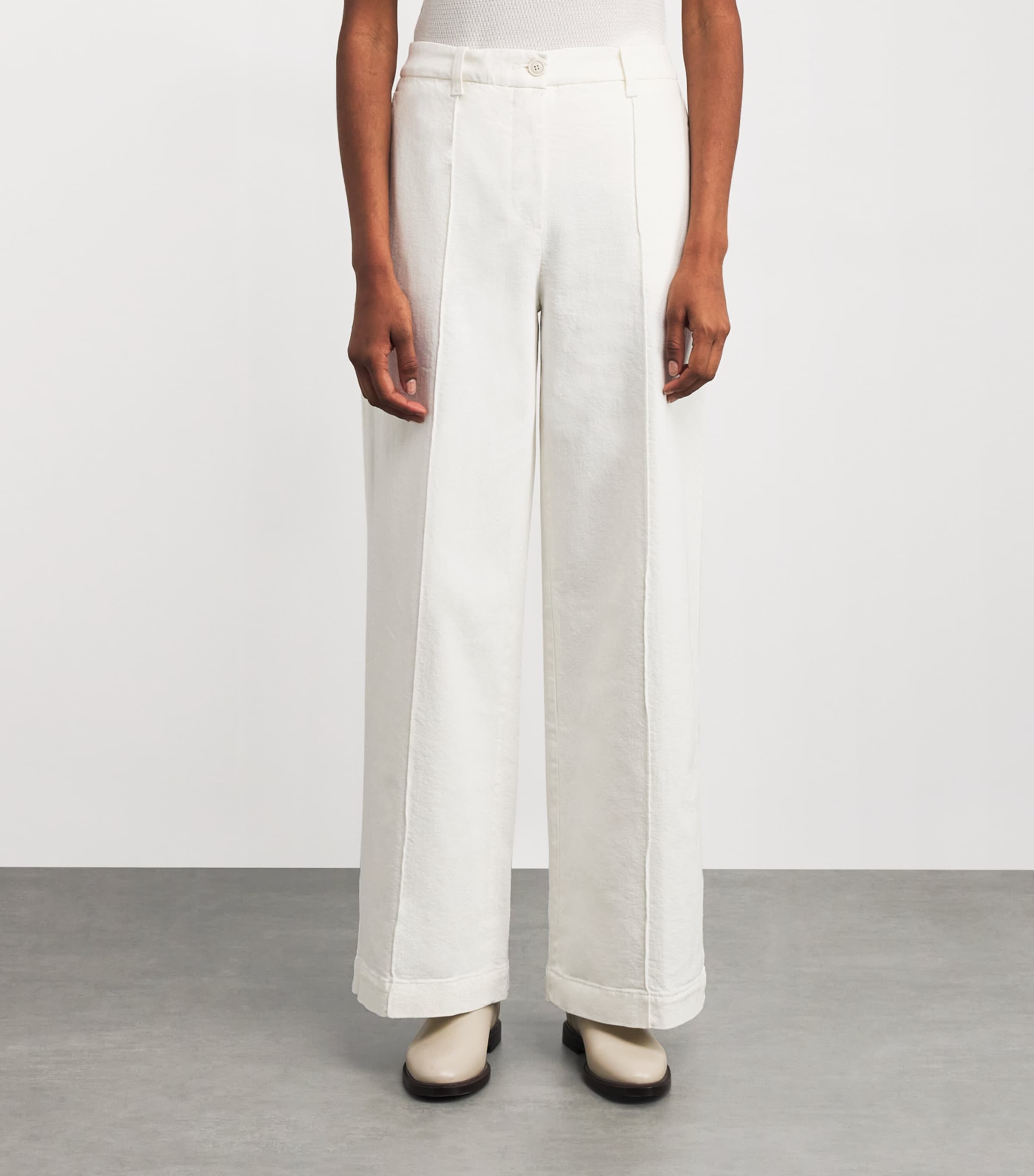 Eleventy Womens Cotton-Blend Pleated Trousers Bianco Image 3