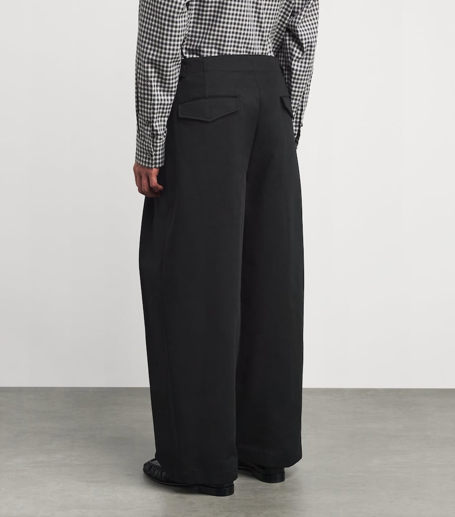 Belt-Detail Pleated Wide-Leg Trousers BLACK BK Image 4