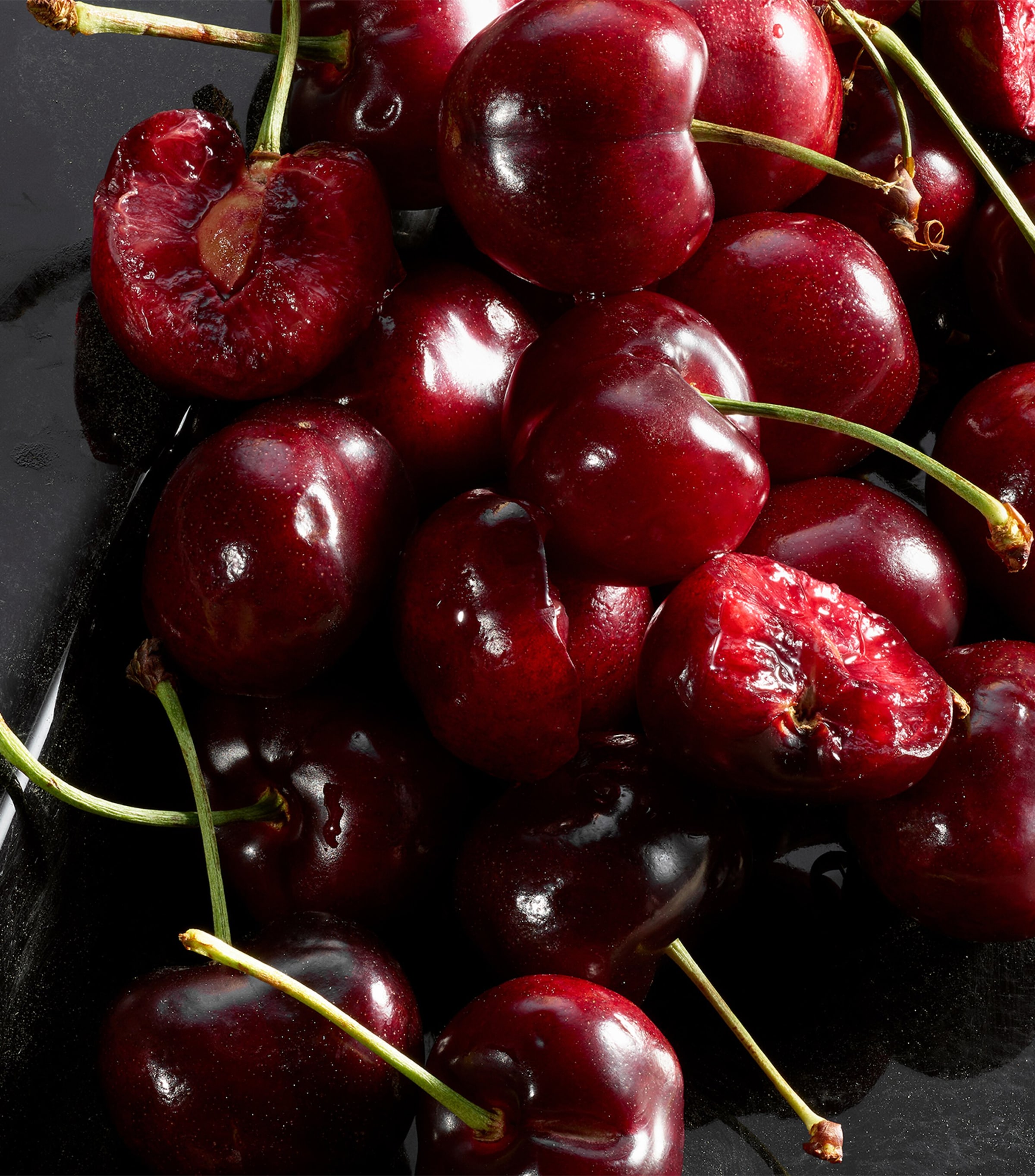 Q by Dolce & Gabbana Eau de Parfum Intense (50ml) NO COLOUR Image 5