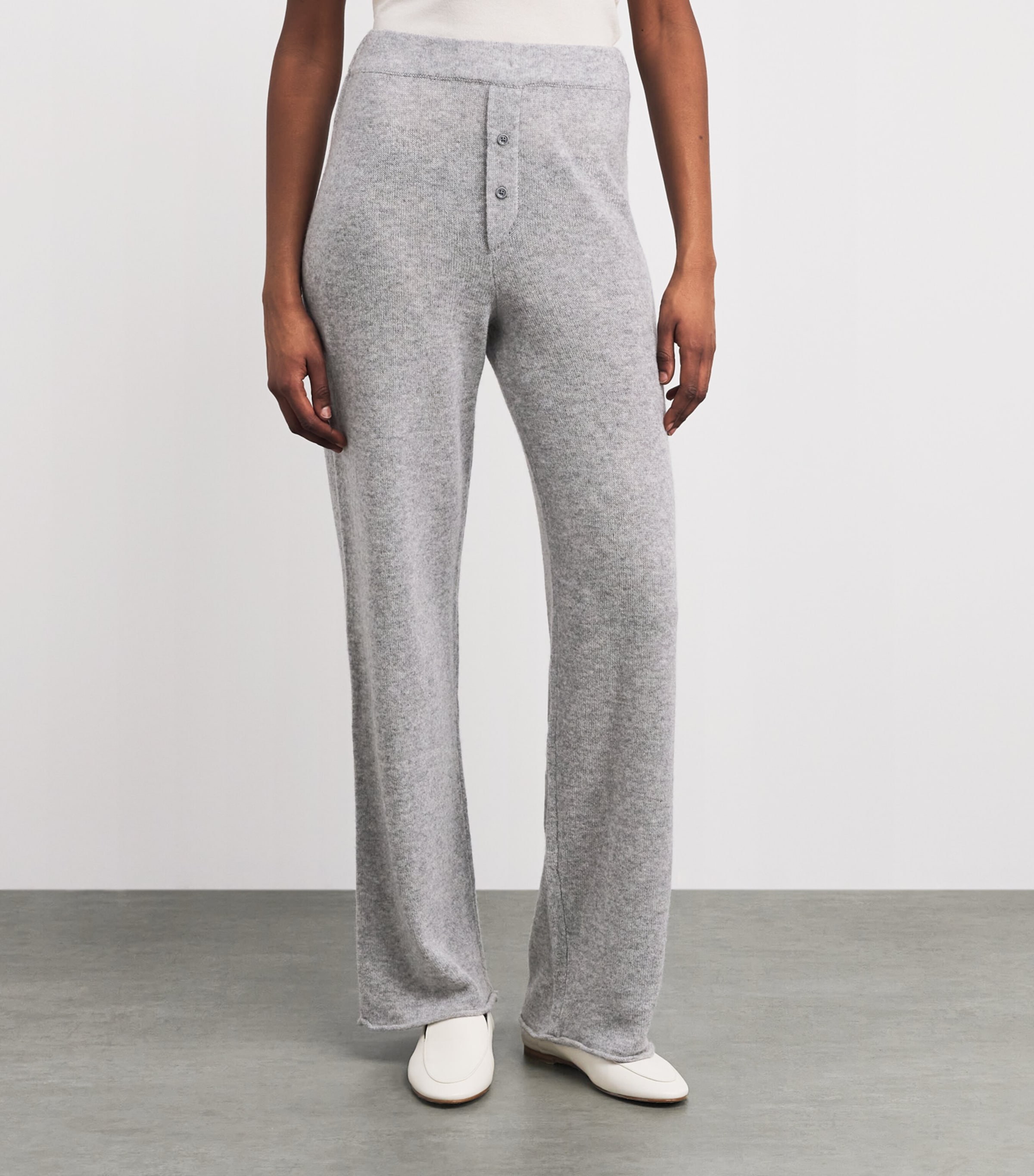 ÉTERNE Womens Cashmere Cruz Sweatpants Grey Image 4