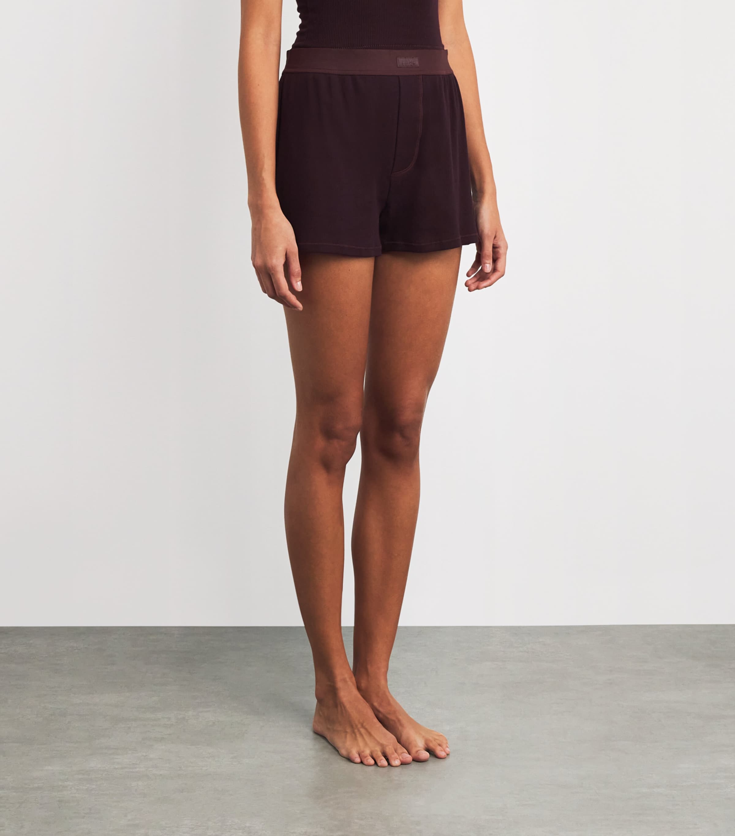 Skims Stretch-cotton Ribbed Boxer Shorts In Burgundy