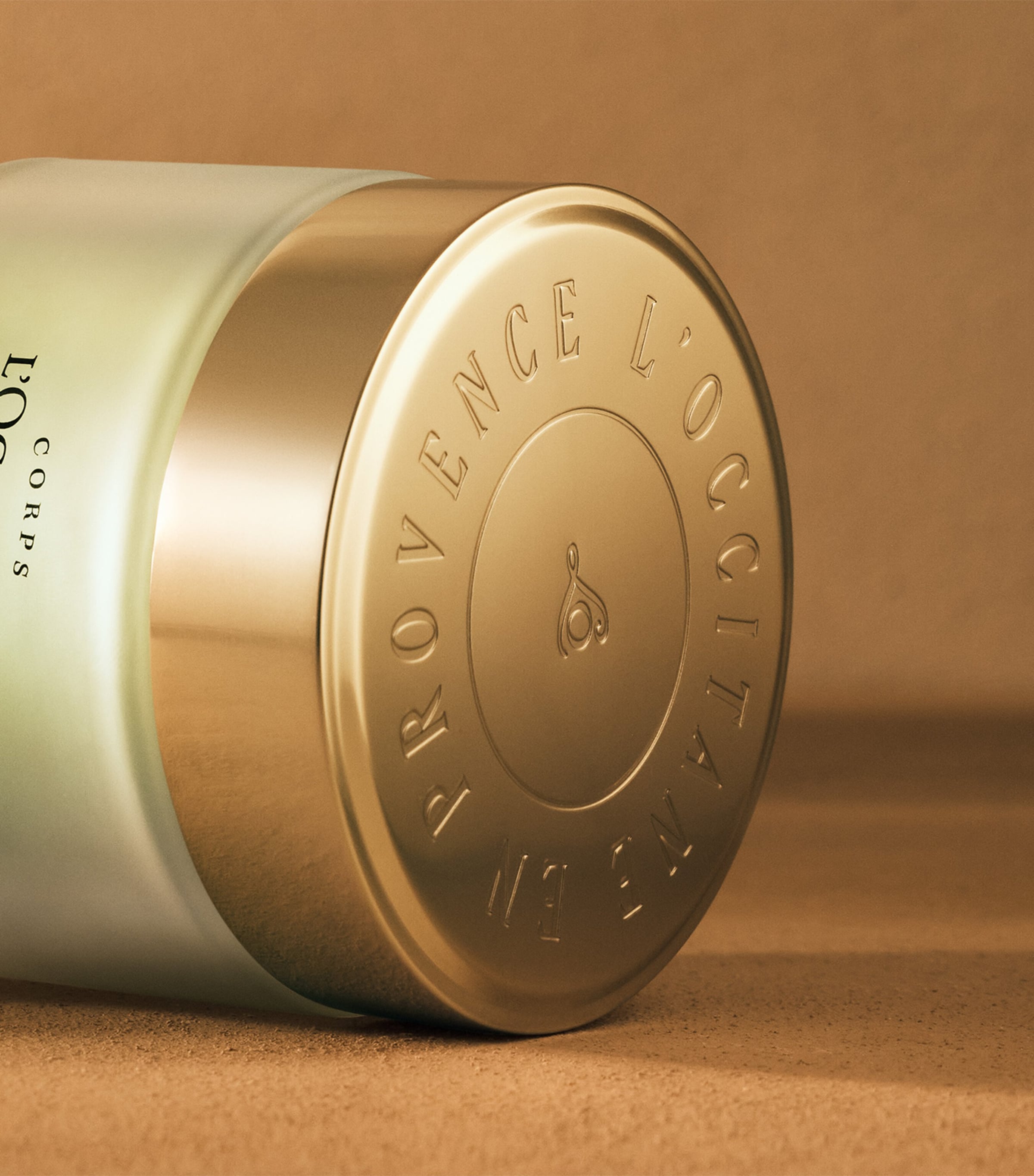 L'Occitane Almond Milk Concentrate (200ml) Image 4