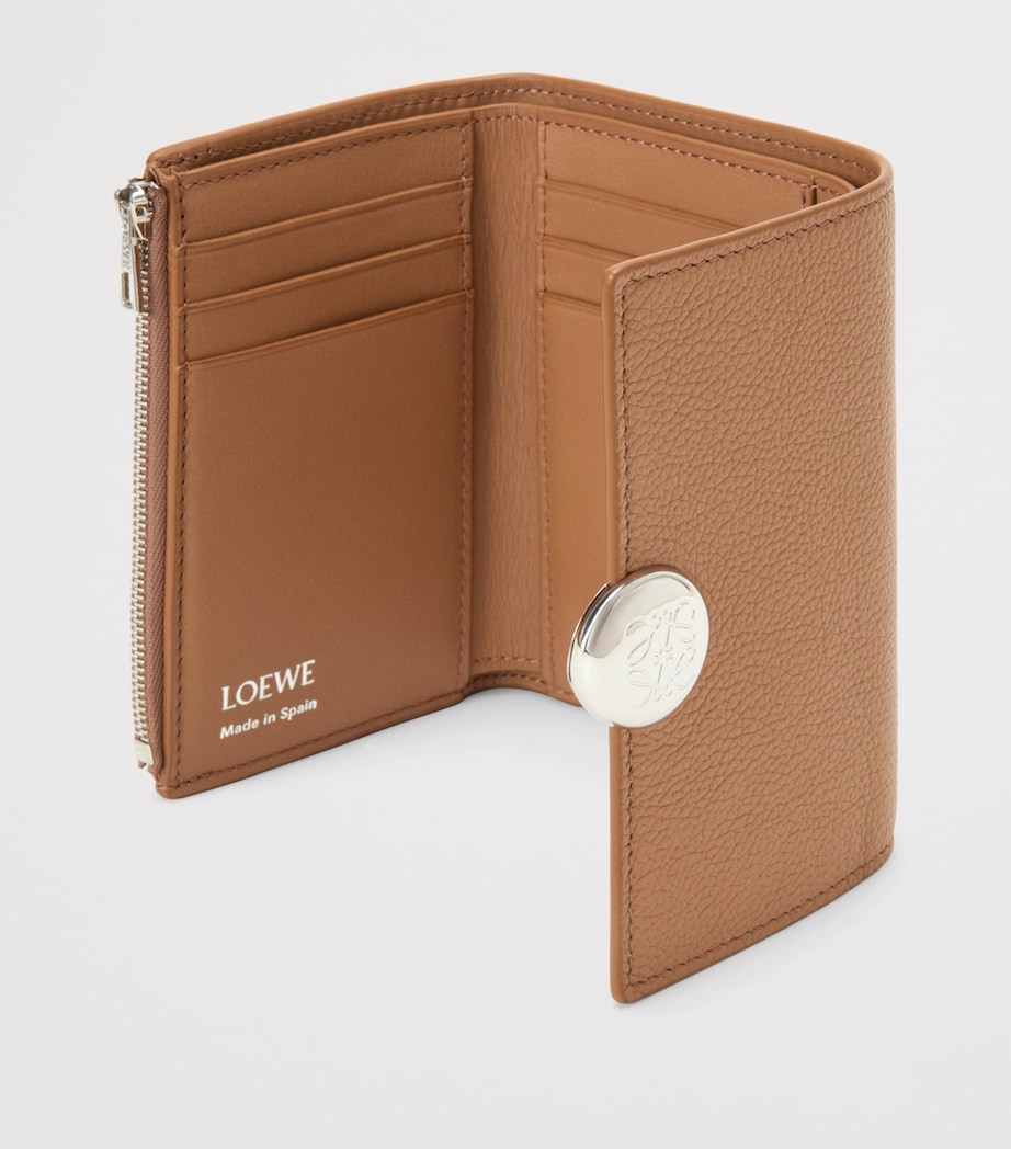 Small Leather Pebble Vertical Wallet MOCHA Image 4