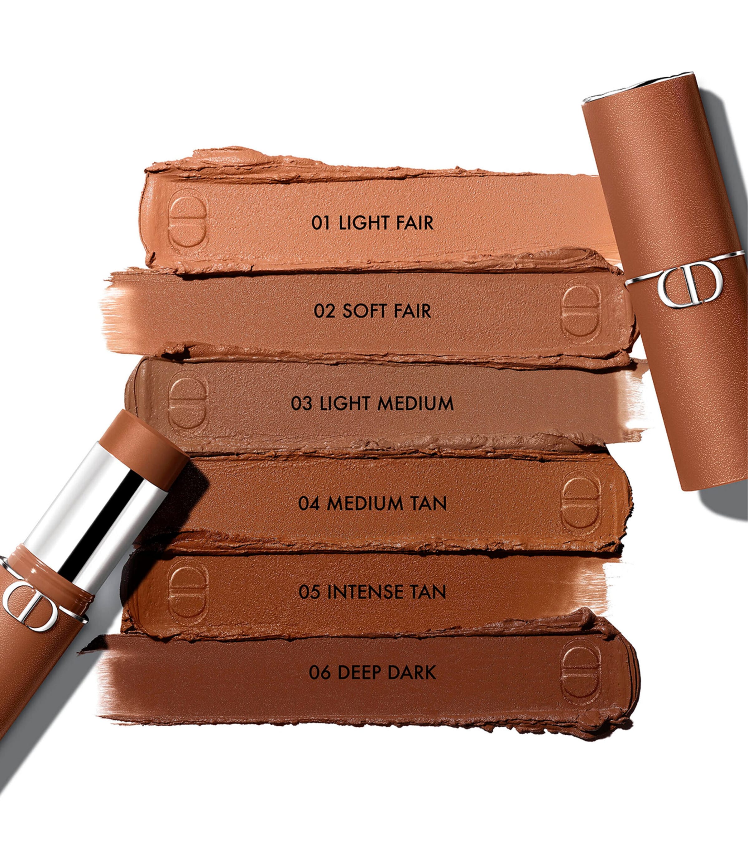 Dior Forever Skin Bronze 01 LIGHT FAIR Image 4