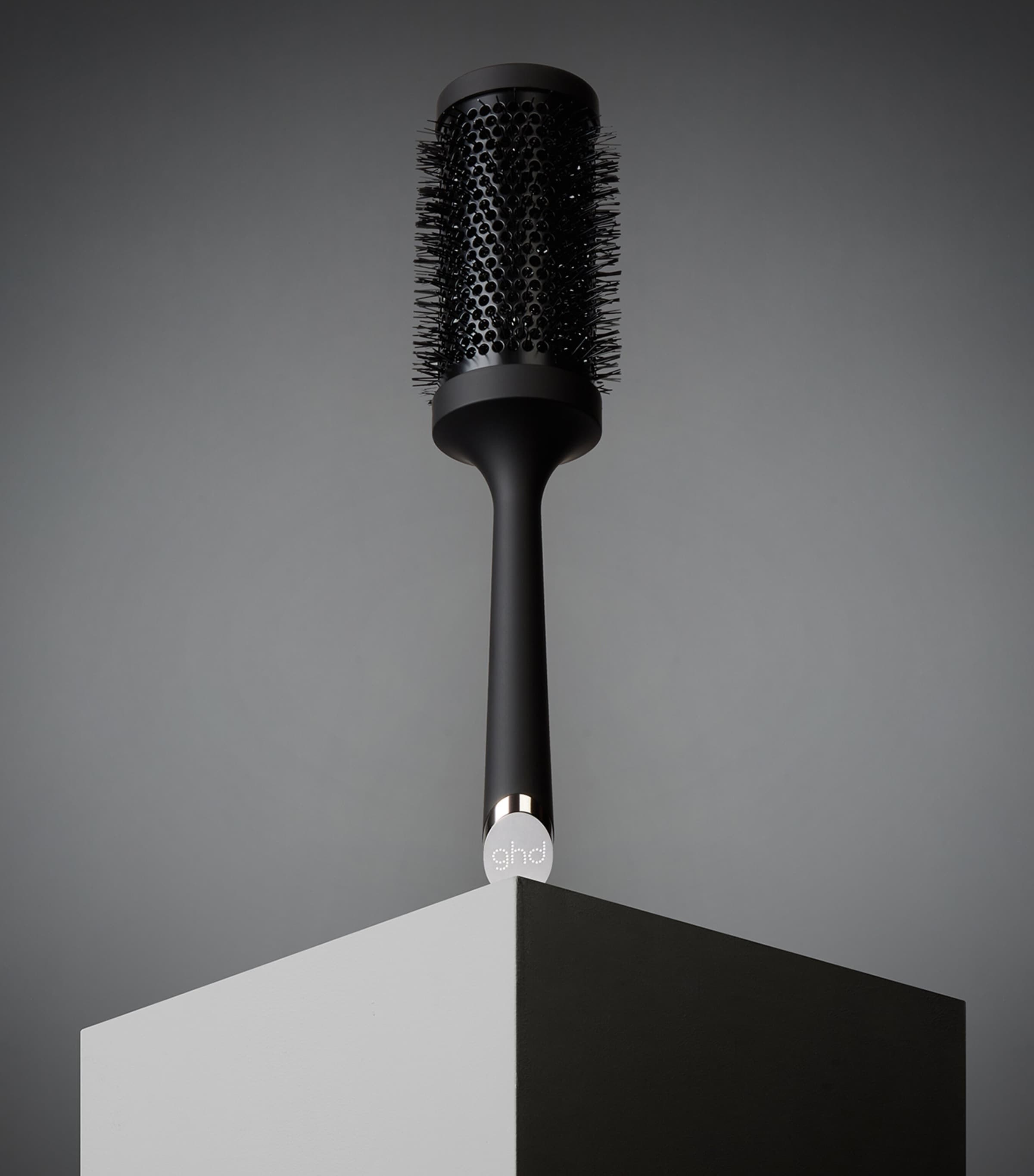 The Blow Dryer Ceramic Radial Size 4 Hair Brush NO COLOUR Image 3