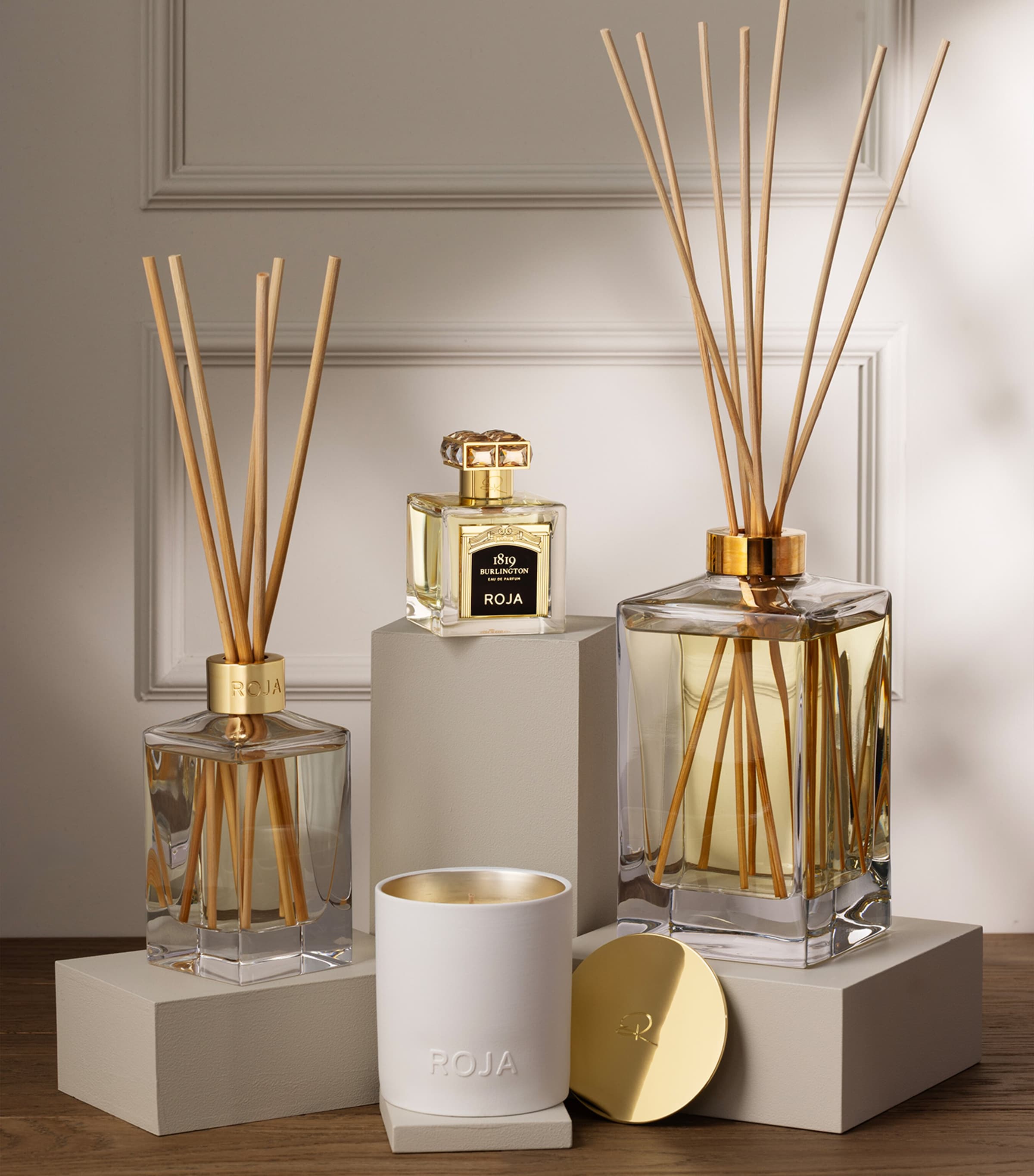 London Scented Candle (1kg) WHITE Image 4