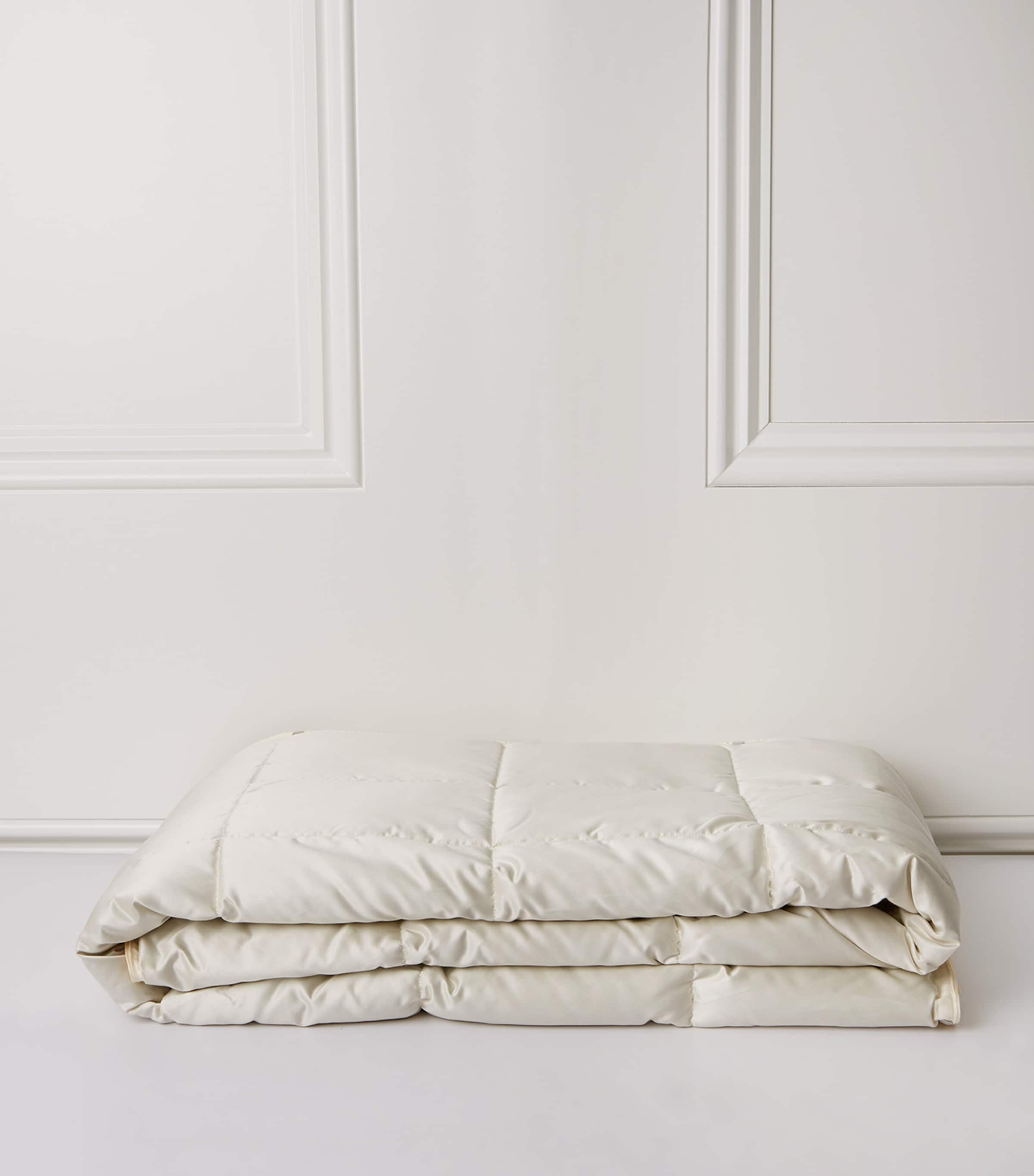 Double Arctic Duck Down Duvet (4.5 Tog) IVORY Image 3