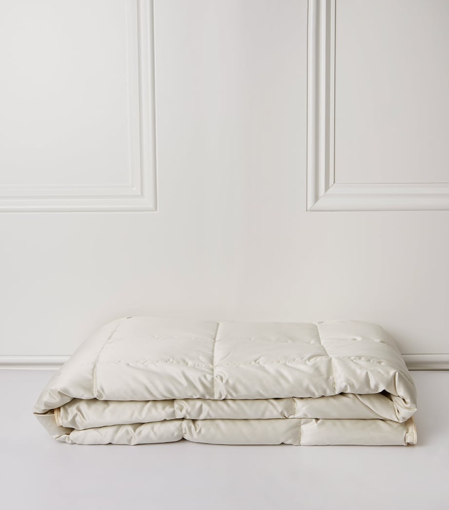 Double Arctic Duck Down Duvet (4.5 Tog) IVORY Image 3