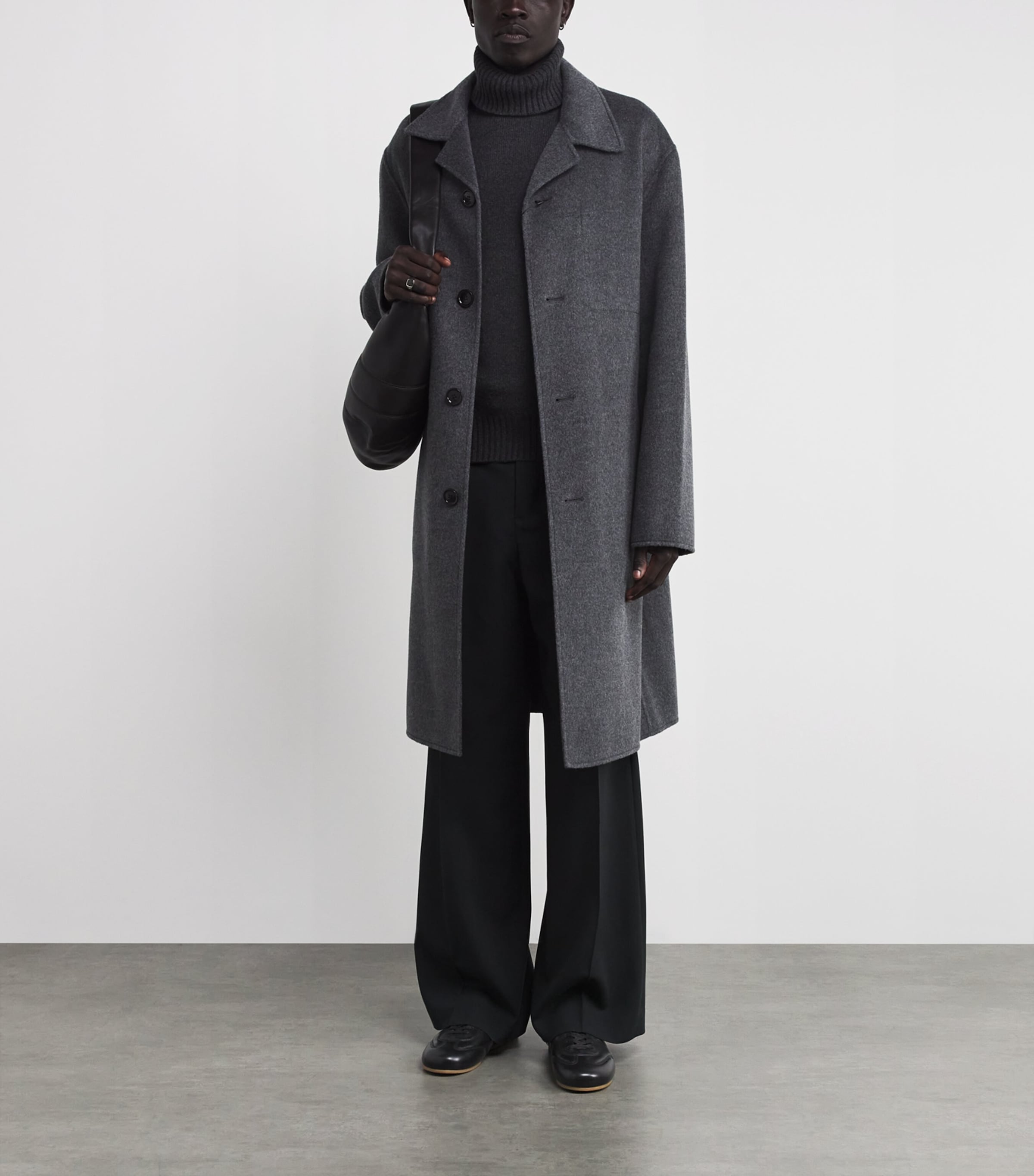 Leather Soft Runner Sneakers BLACK BK999 Image 6