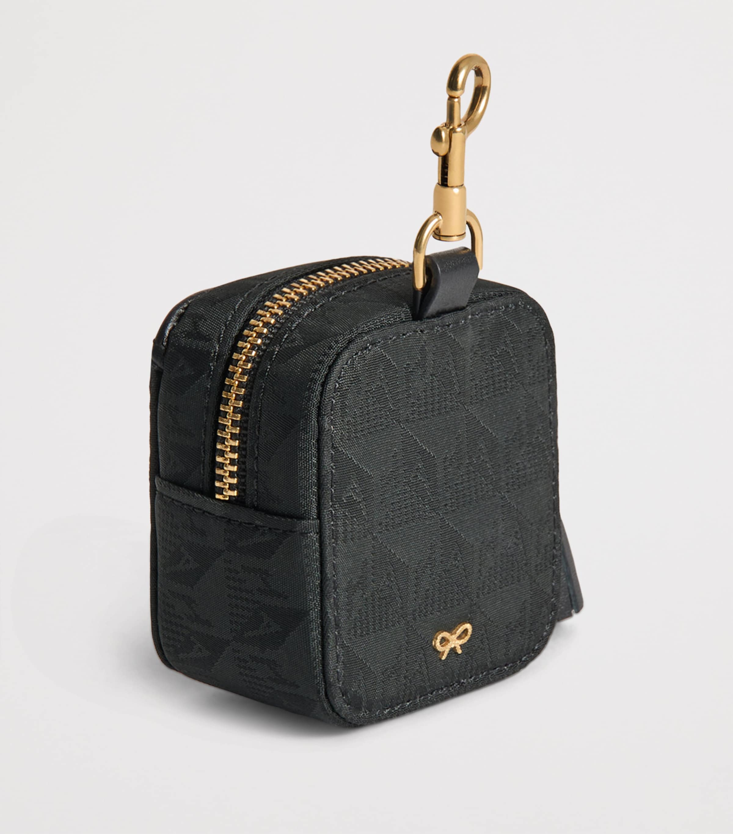 Jacquard Logo Earphones Case BLACK Image 3