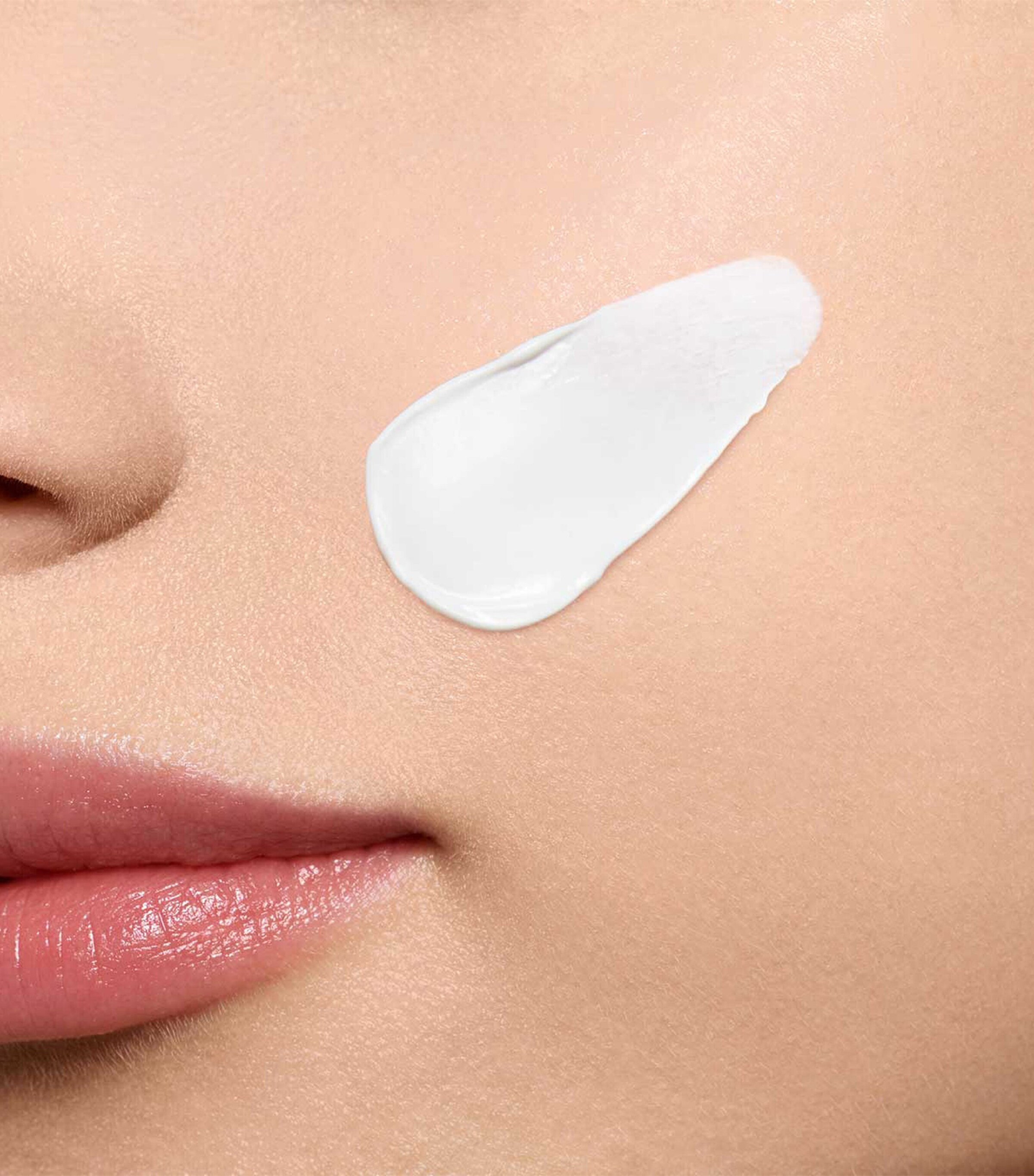 Hydra-Essentiel Silky Cream SPF 15 (50ml) NO COLOUR Image 4