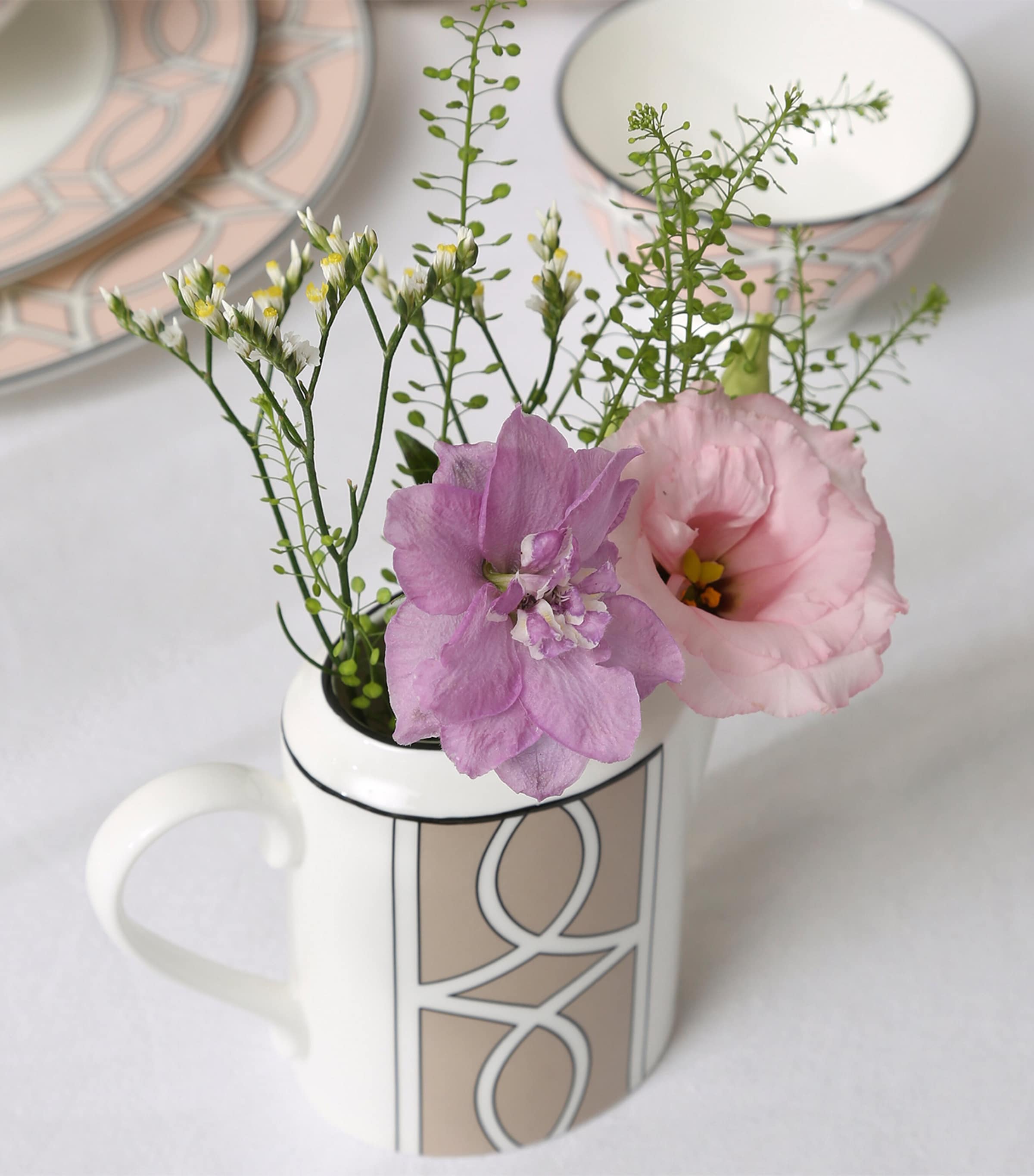 Loop Milk Jug TRUFFLE Image 5