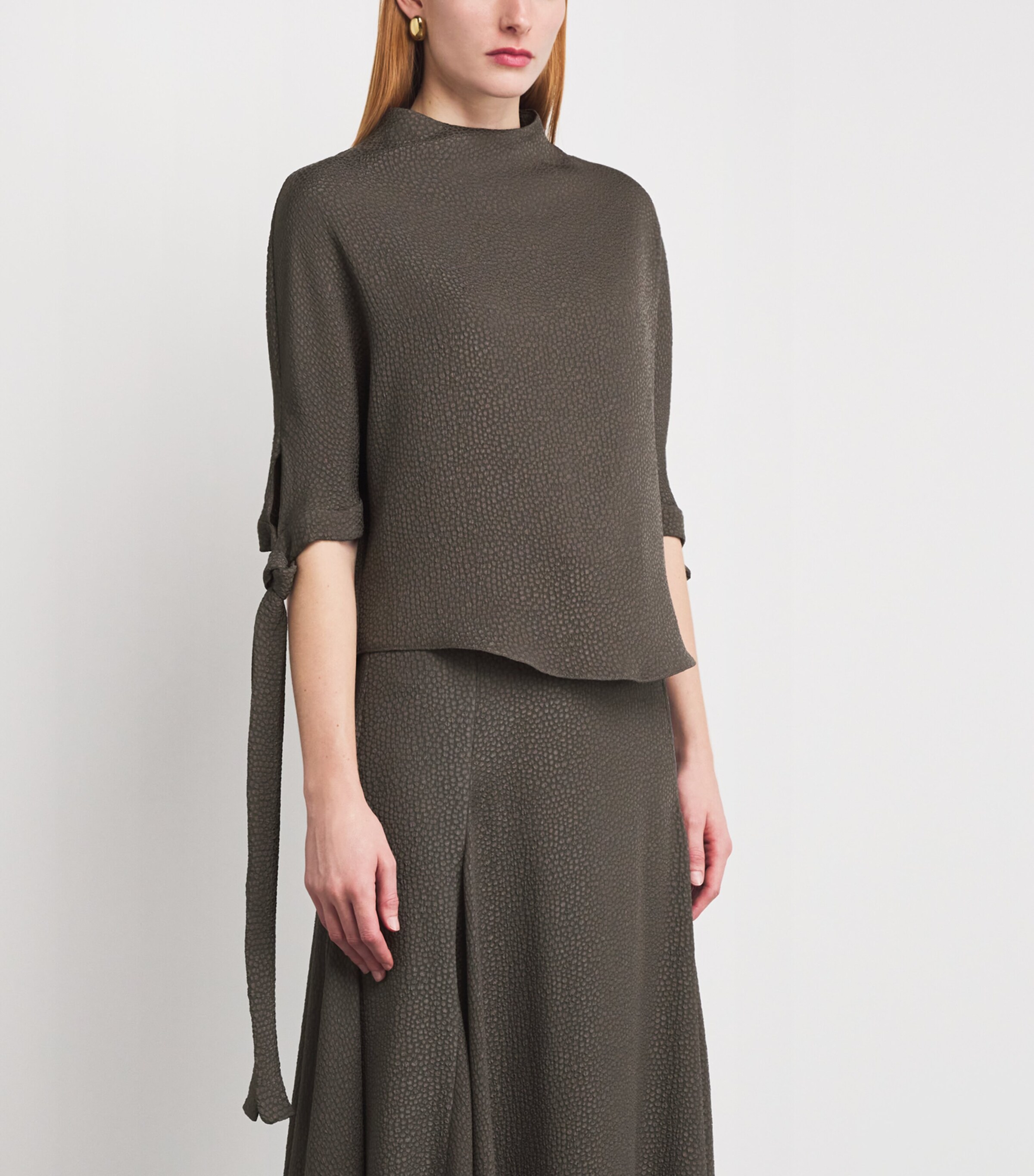 Jacquard Pedernal Top SLATE GREY Image 3