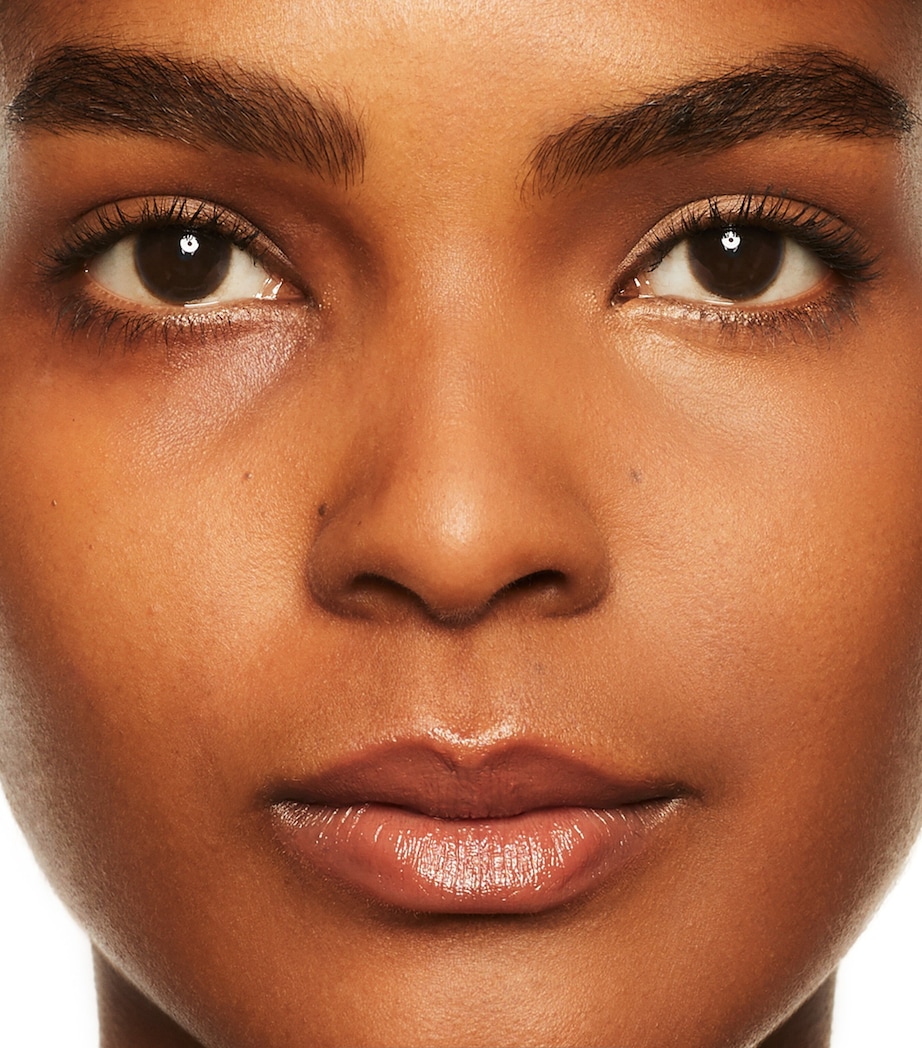 Soft Matte Complete Concealer AMANDE Image 3