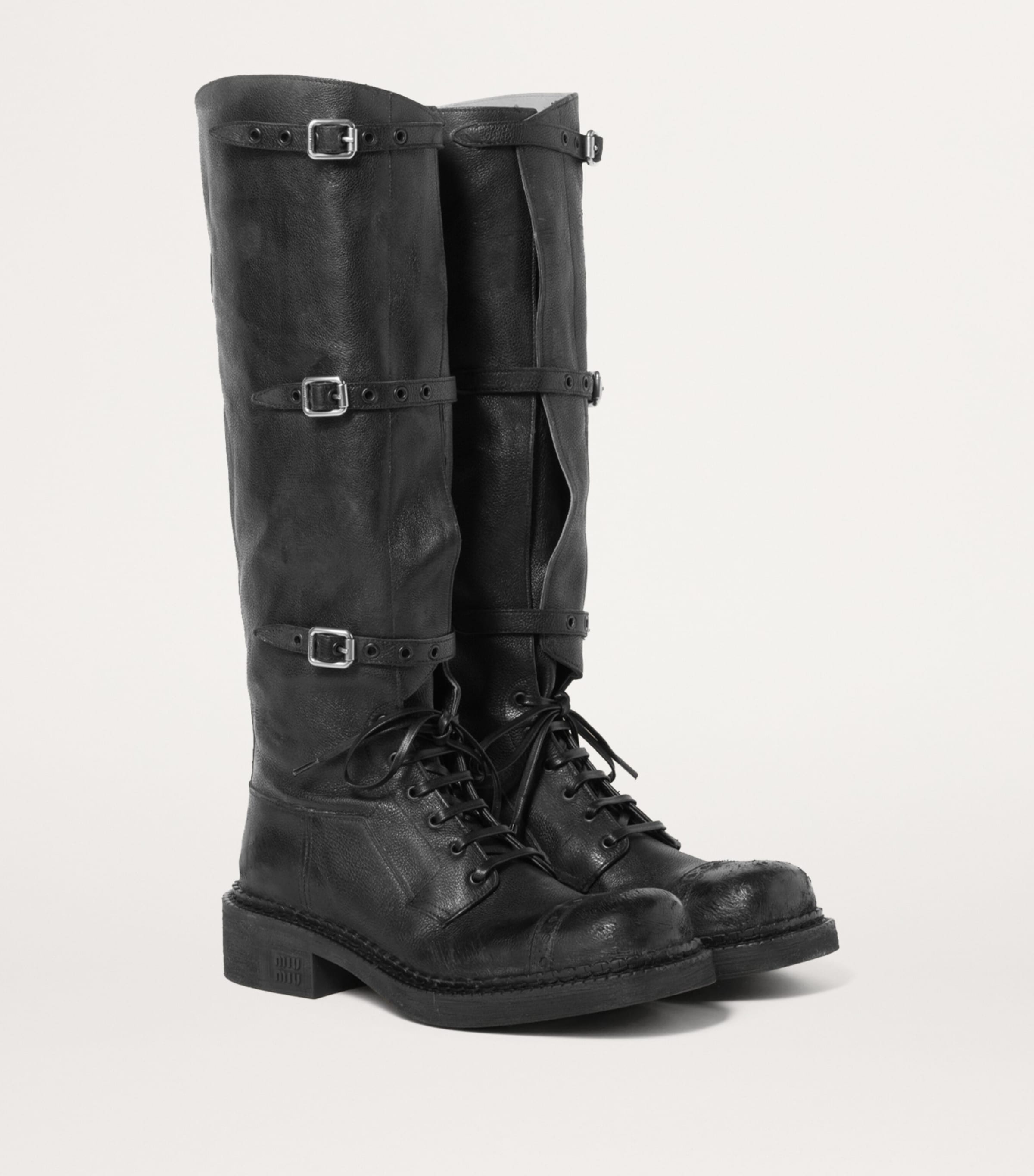 【MiuMiu】Leather ankle boots クルブーツ Miu Miu Moto Boots | Black | FARFETCH