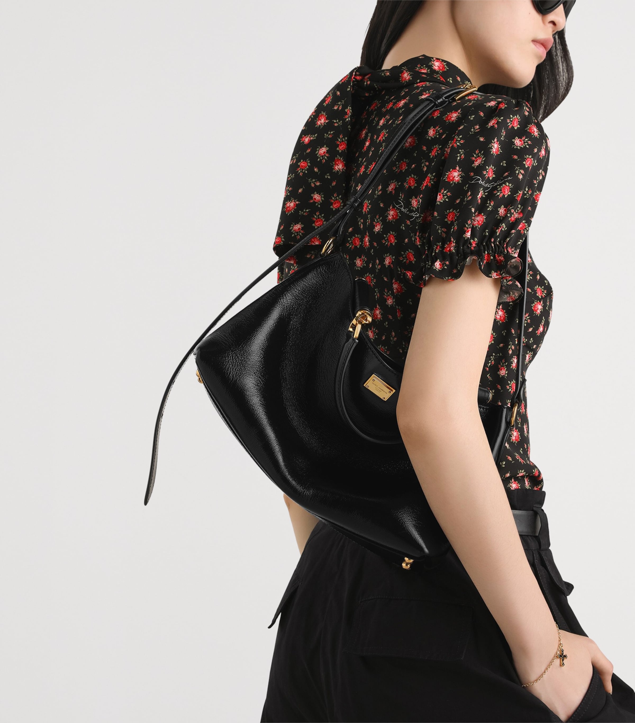 Calfskin Vittoria Shoulder Bag 80999-BLACK Image 9