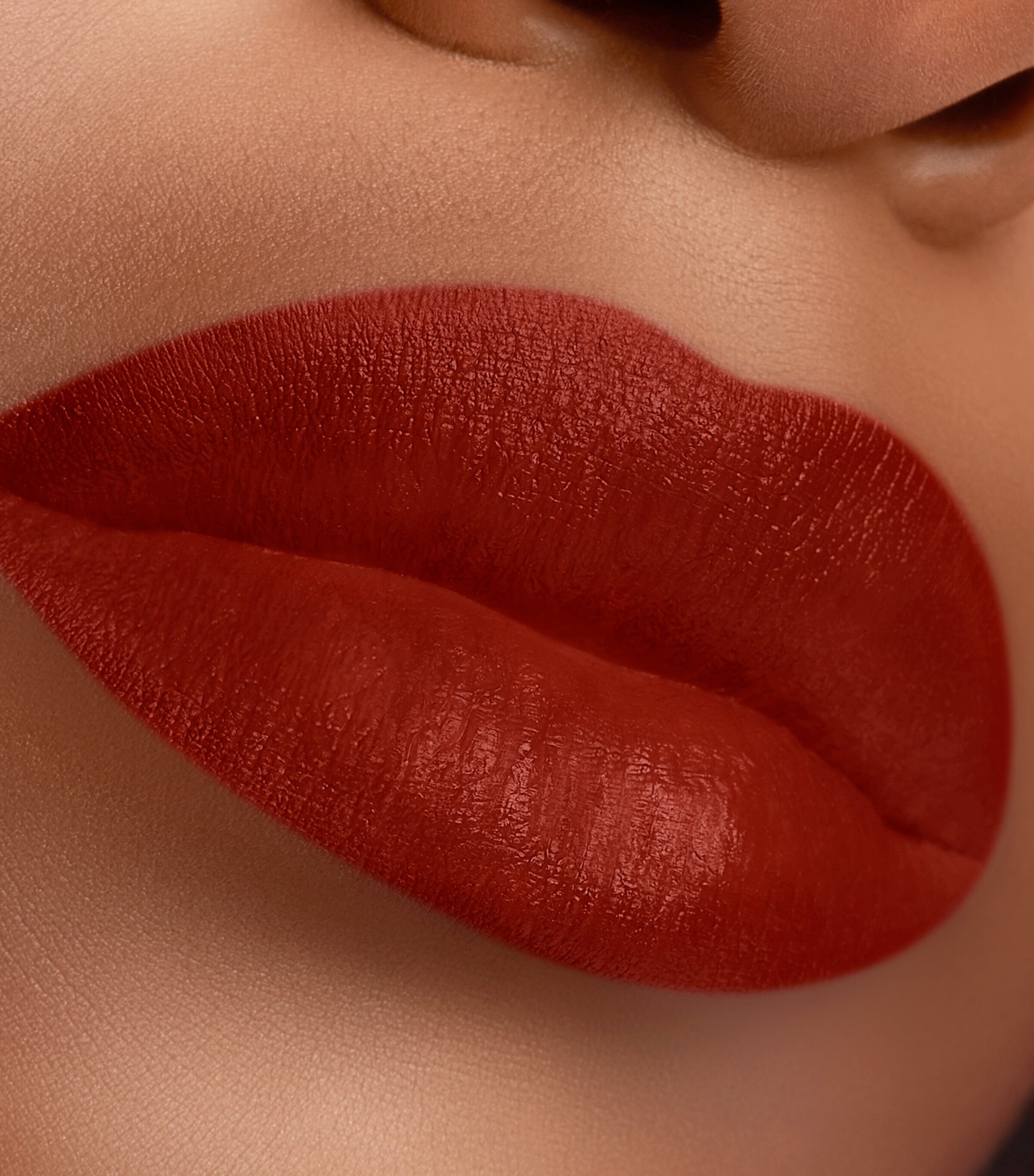 Christian Louboutin Rouge Stiletto Lumi Matte Lipstick Redwood Image 3