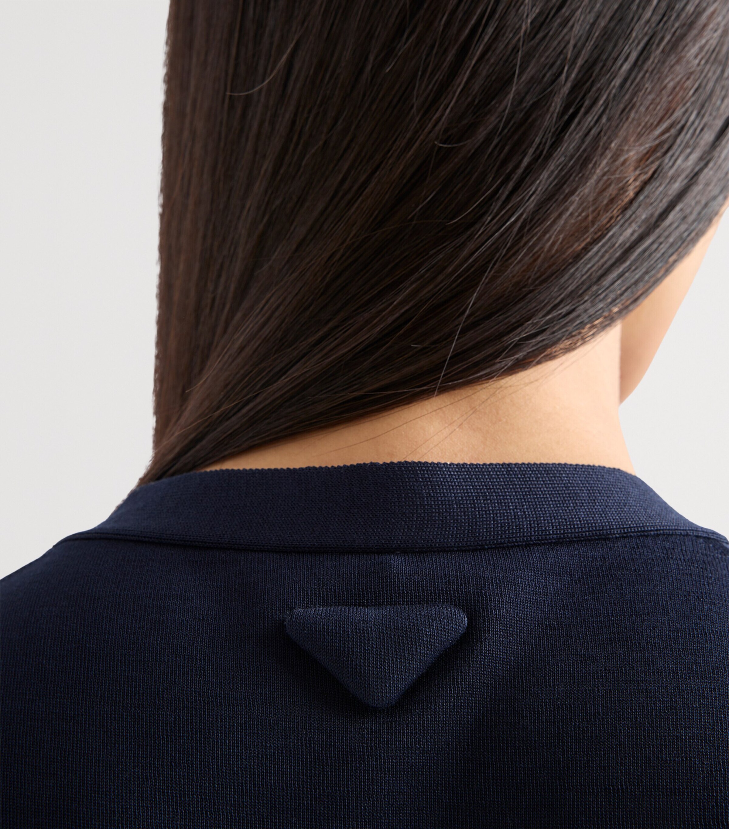 Cotton V-Neck Cardigan F0008 Image 4