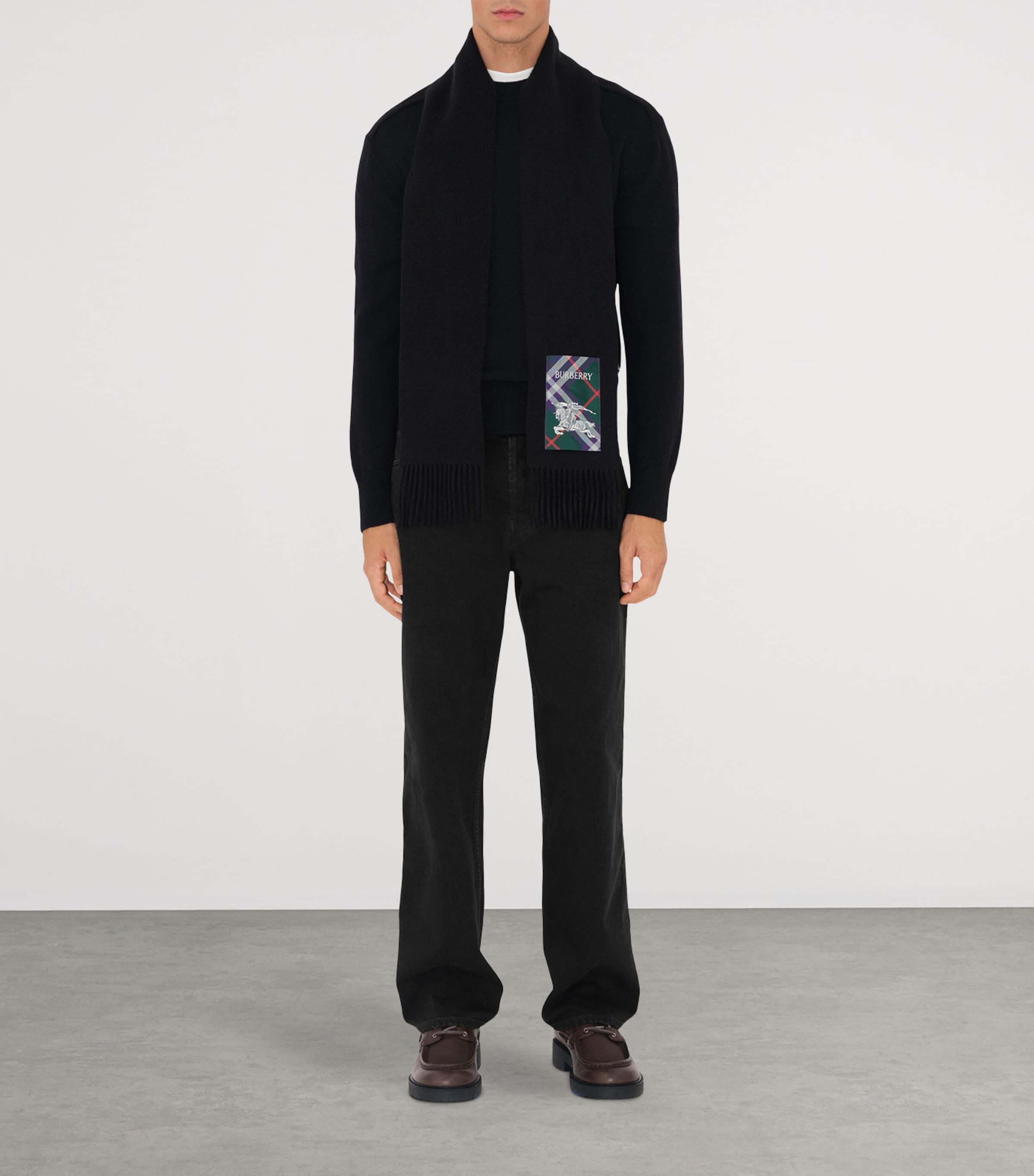 Cashmere Check Patch Scarf BLACK Image 5