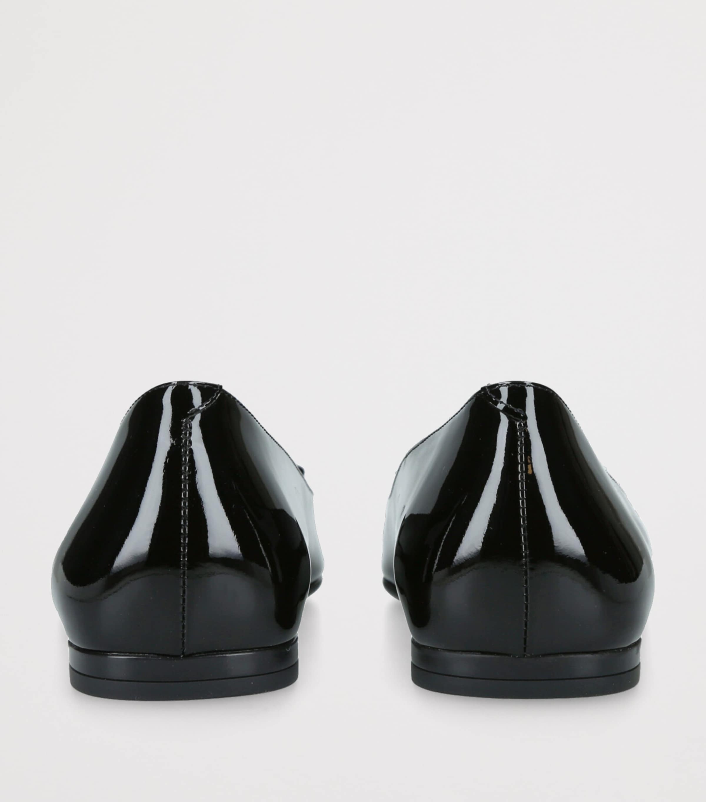 Roger Vivier Patent Leather U Look Ballet Flats Black Image 4