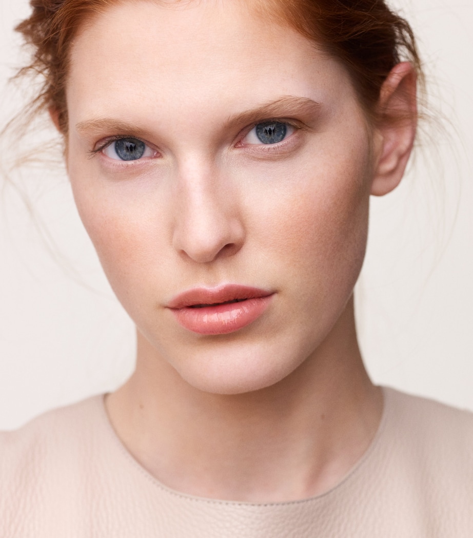 Hermèsistible Infused Care Oil (8.5ml) - 01 Beige Sapotille 01 BEIGE SAPOTILLE Image 4